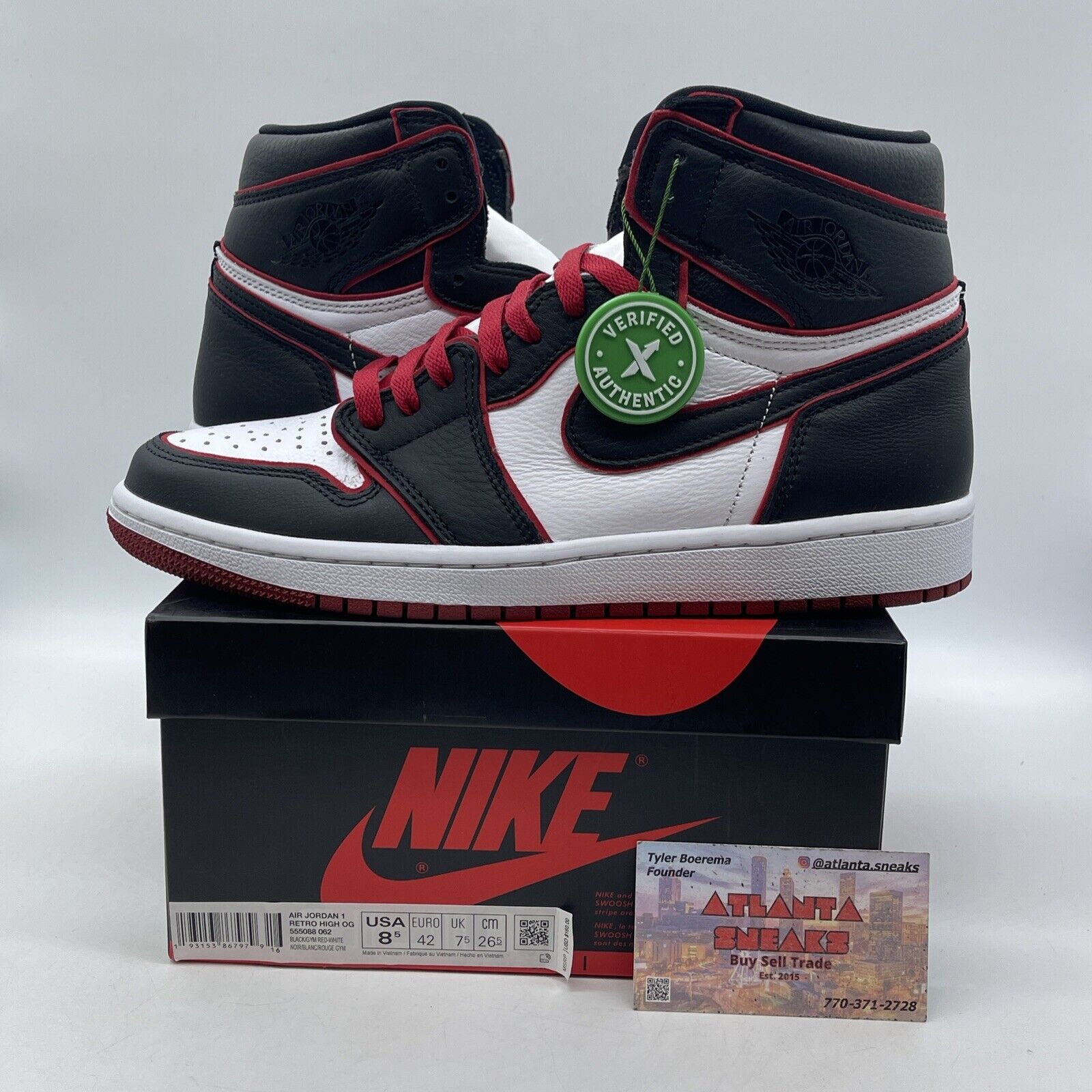 Size 8.5 - Jordan 1 Retro High OG Bloodline 2019 Black Red White (555088-062)