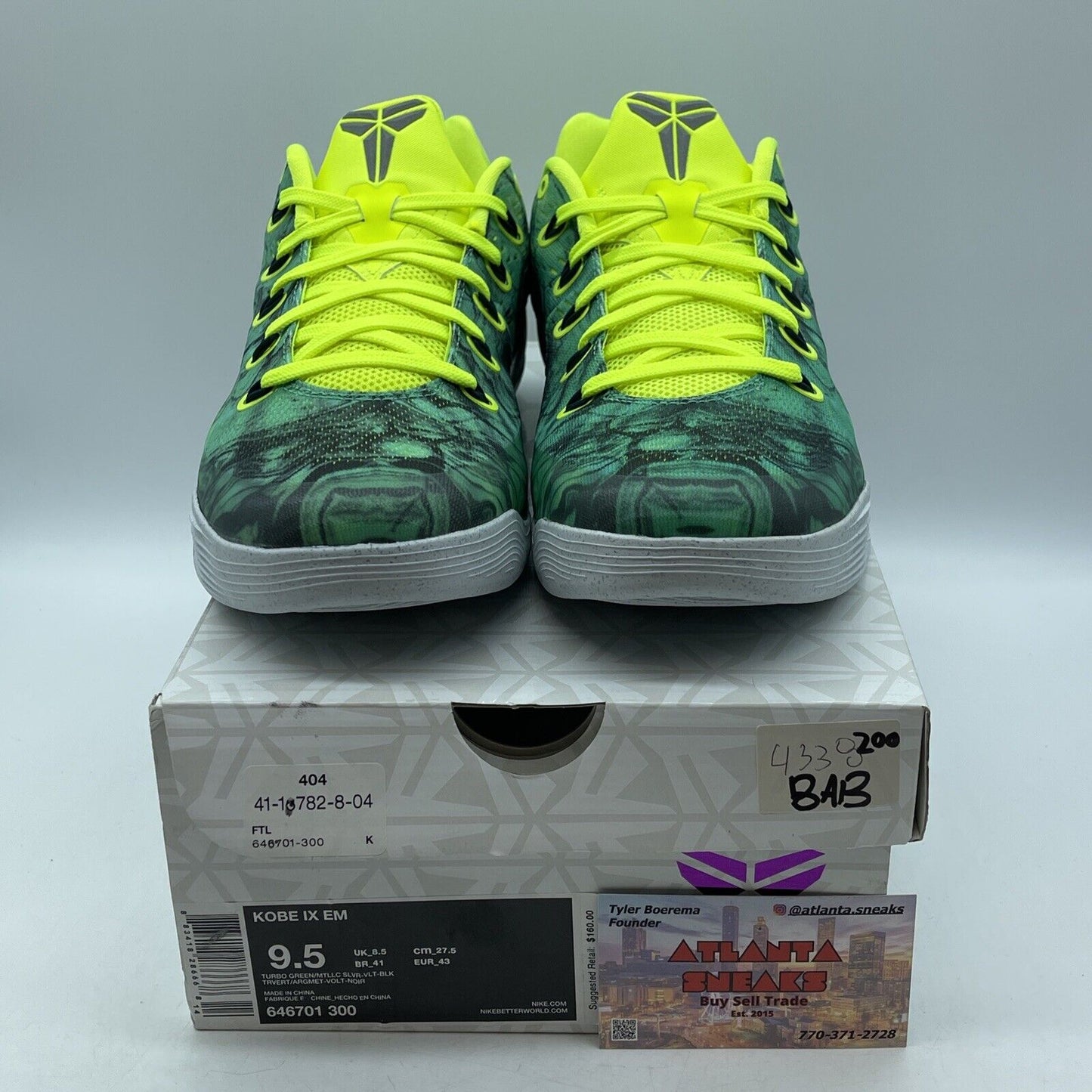 Size 9.5 - Nike Kobe 9 EM Easter Green Silver. Suede leather (646701-300)