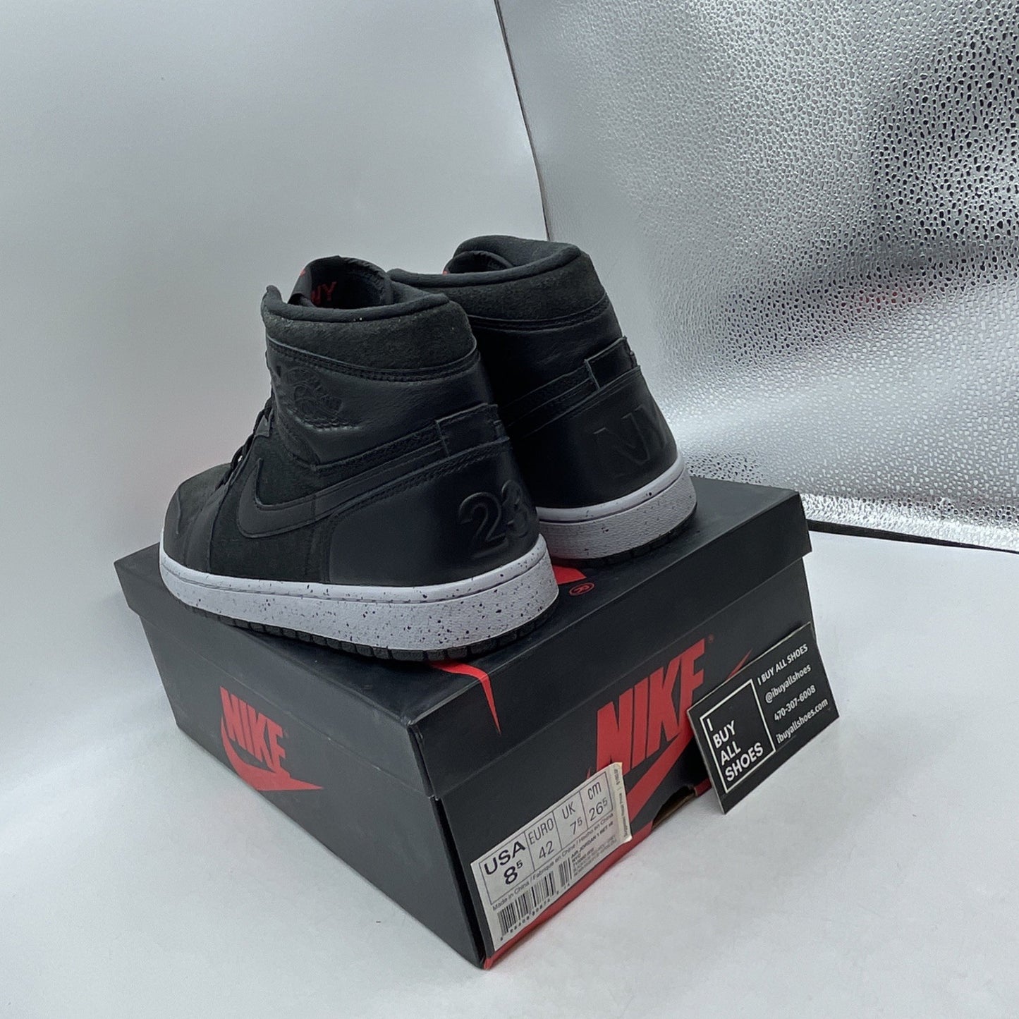 Size 8.5 - Air Jordan 1 Retro NYC High 23NY. (715060-002)