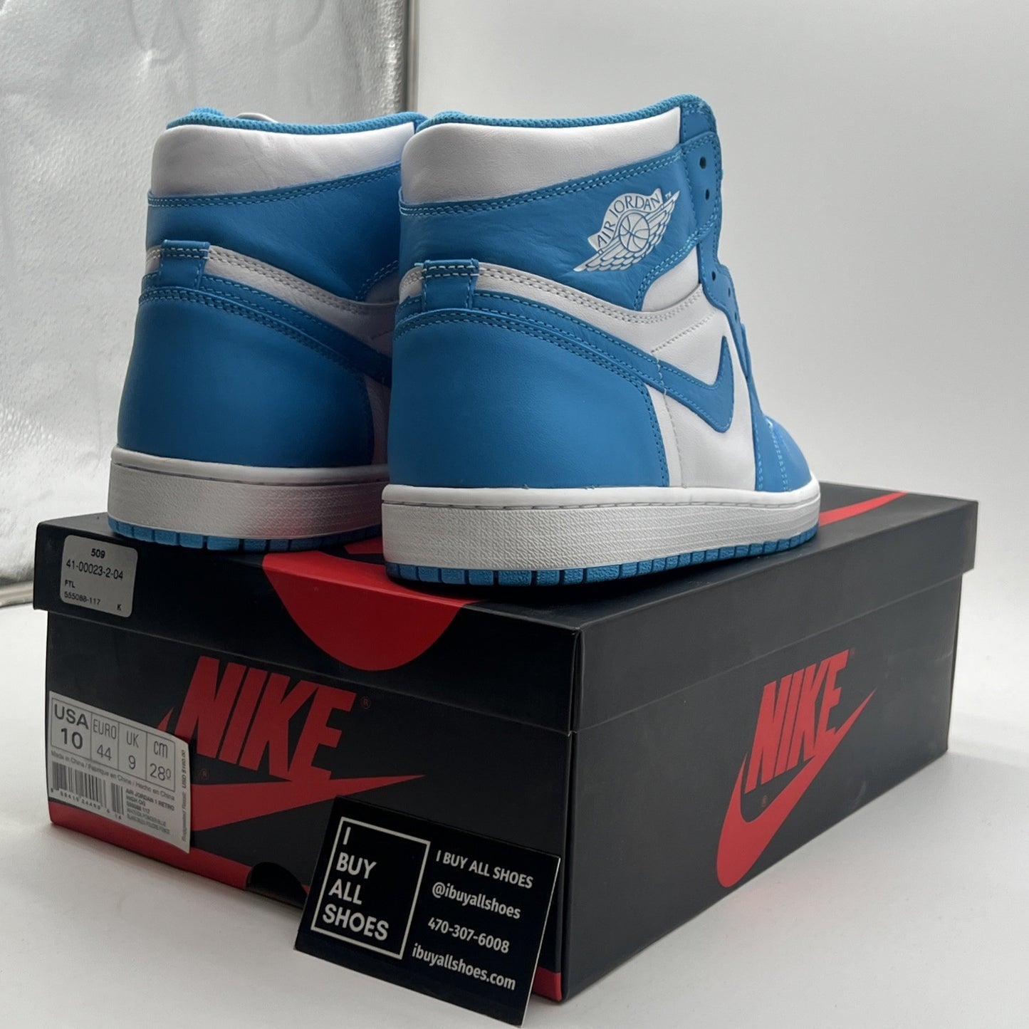 Size 10 - Air Jordan 1 Retro High OG UNC 2015 (555088-117)