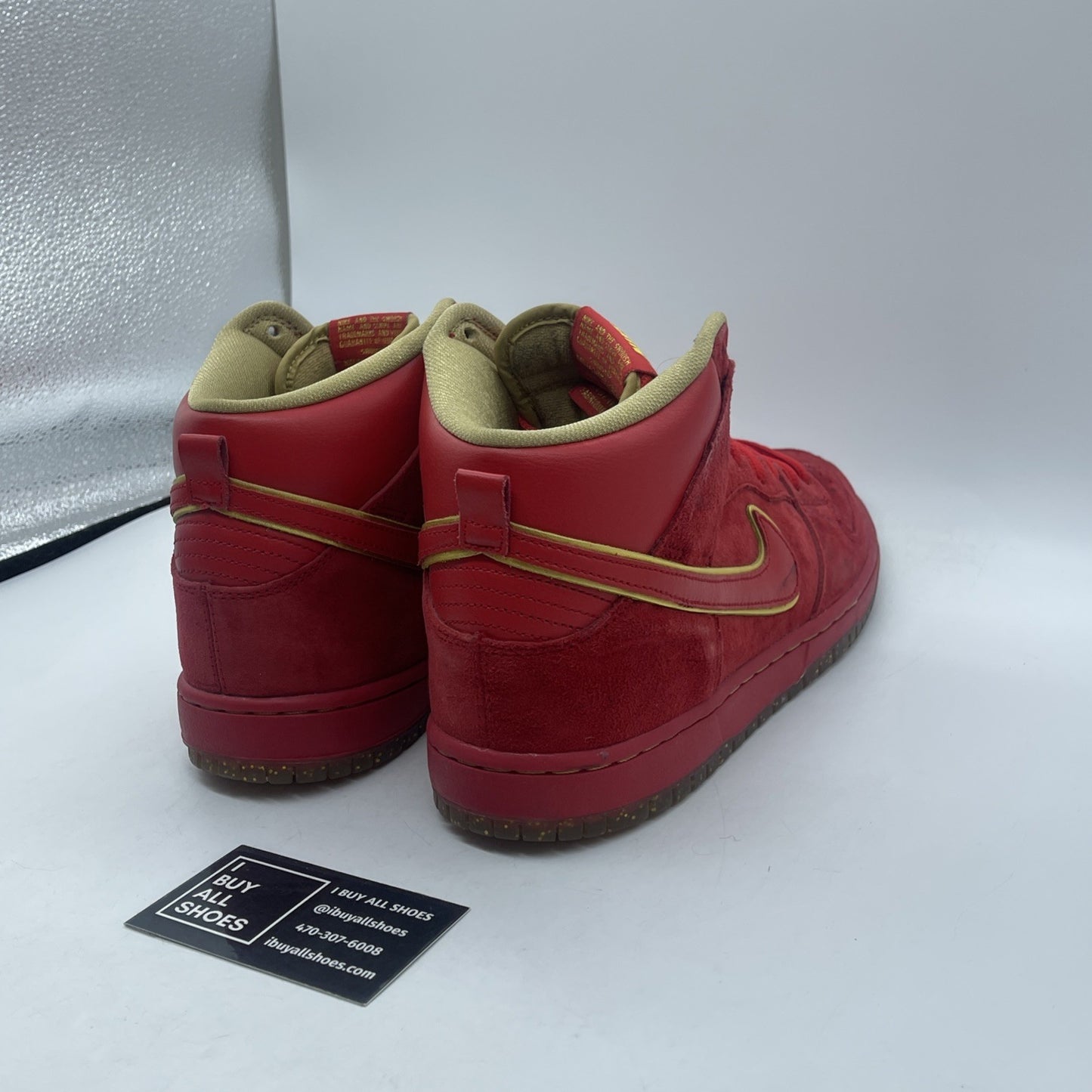 Size 9.5 - Nike Dunk Premium SB High CNY Red Suede (313171-667)