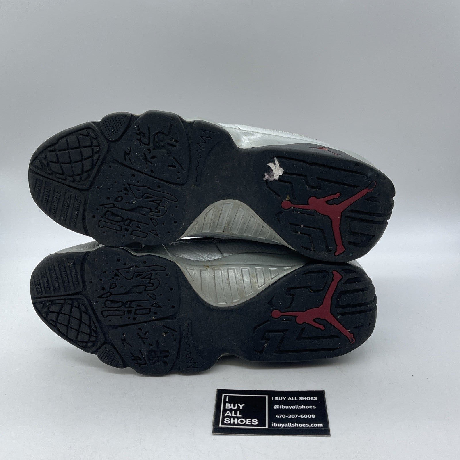 Size 10.5 - Air Jordan 9 Retro Johnny Kilroy (302370-012)