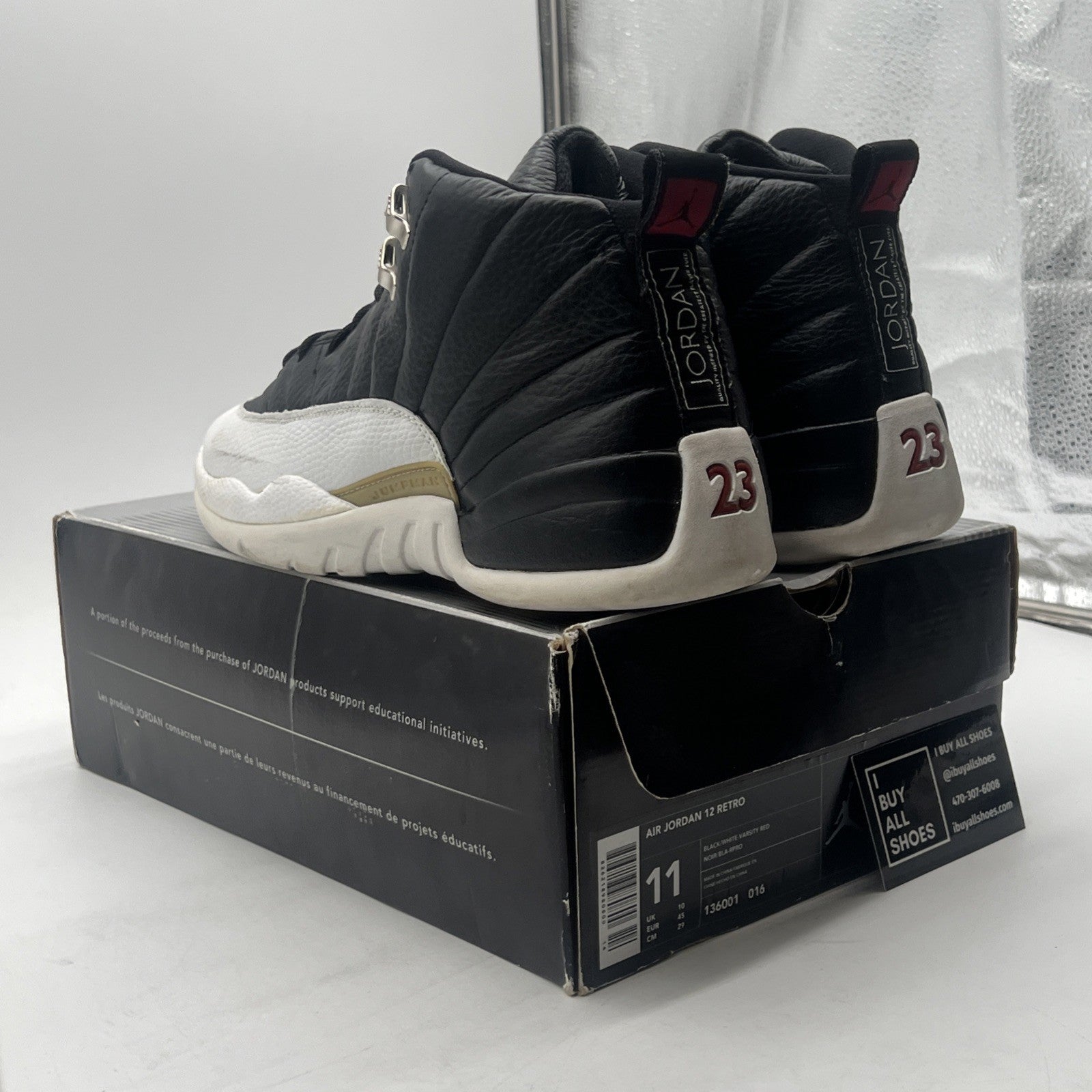 Size 11 - Air Jordan 12 Retro 2004 Playoff (136001-016)