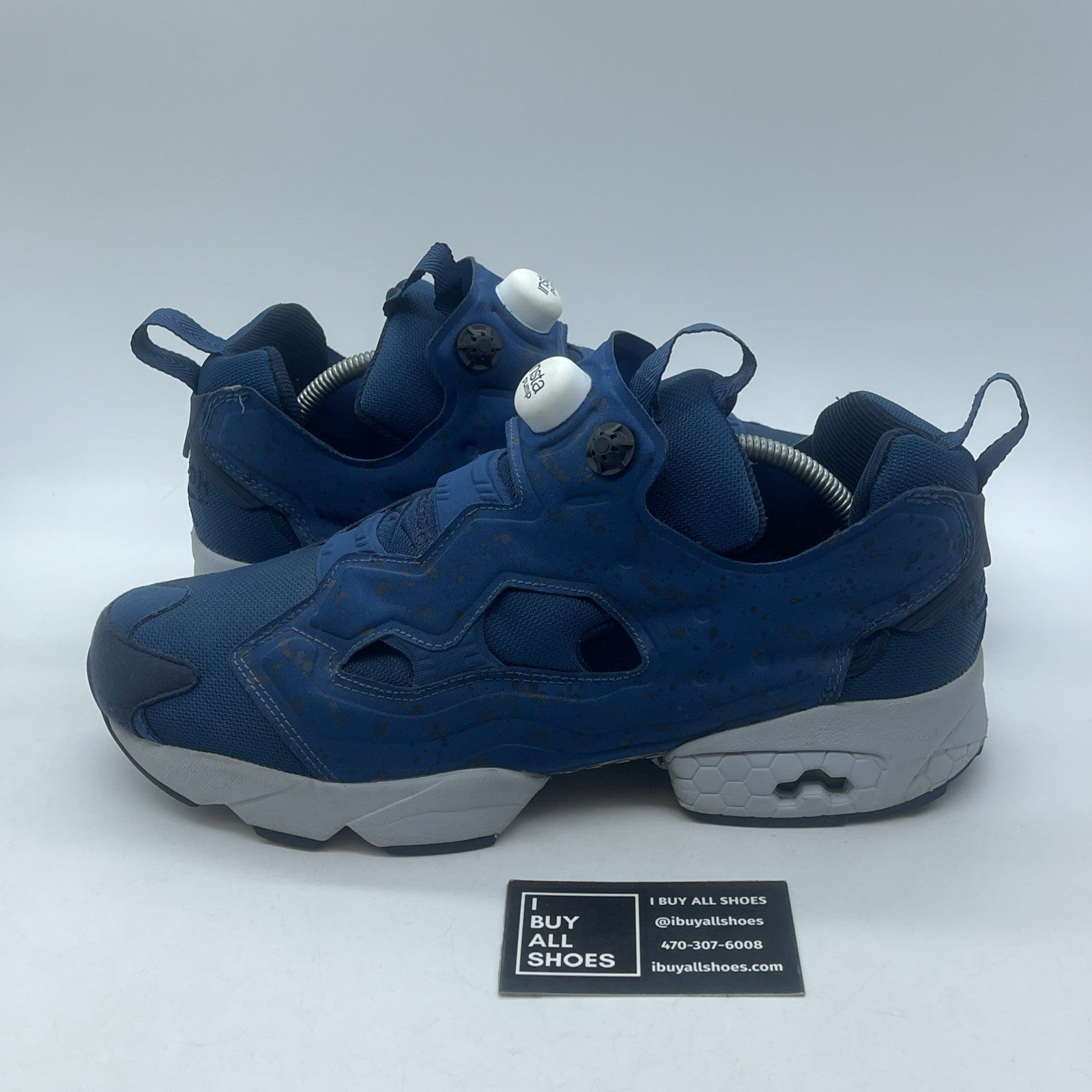 Size 11.5 - Reebok Low-Cut Sneakers Nvy Blue Grey Suede (V65752)