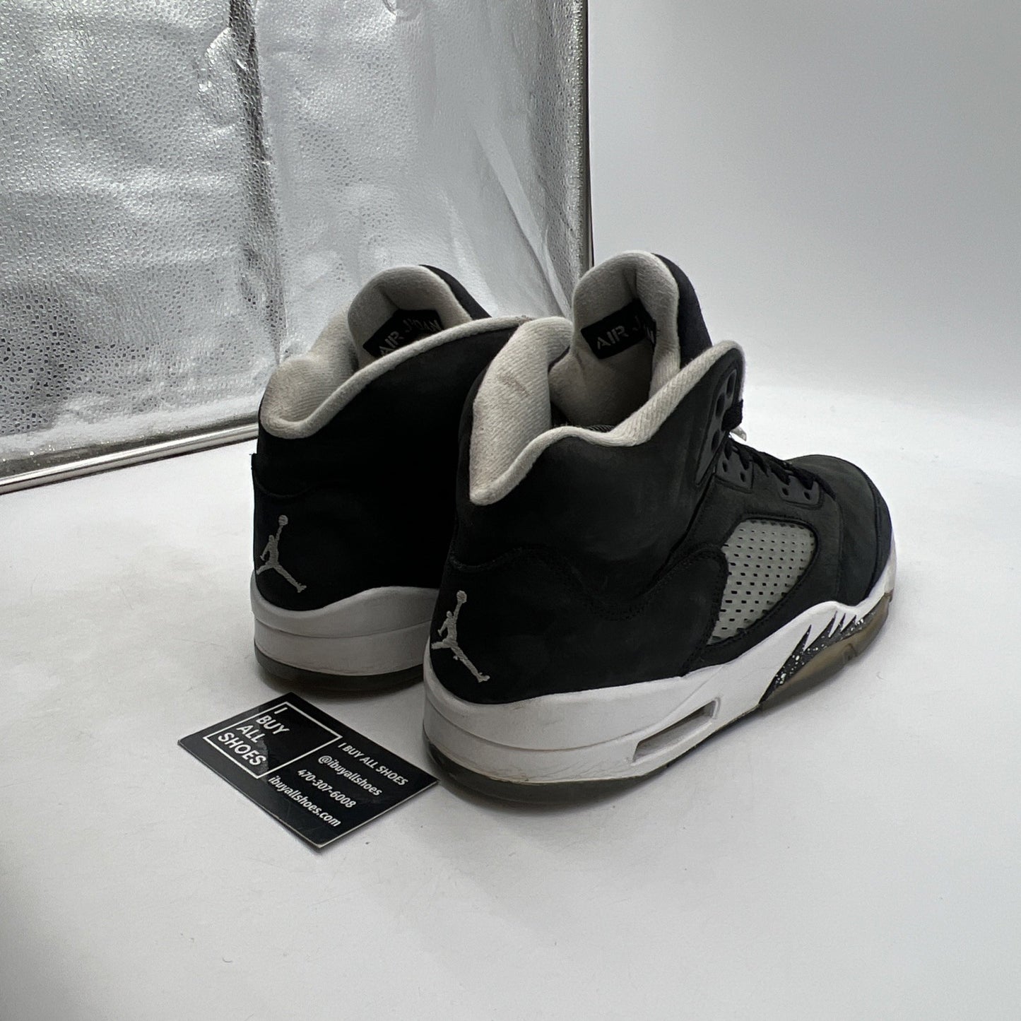 Size 9.5 - Air Jordan 5 Retro Mid Oreo (CT4838-011)
