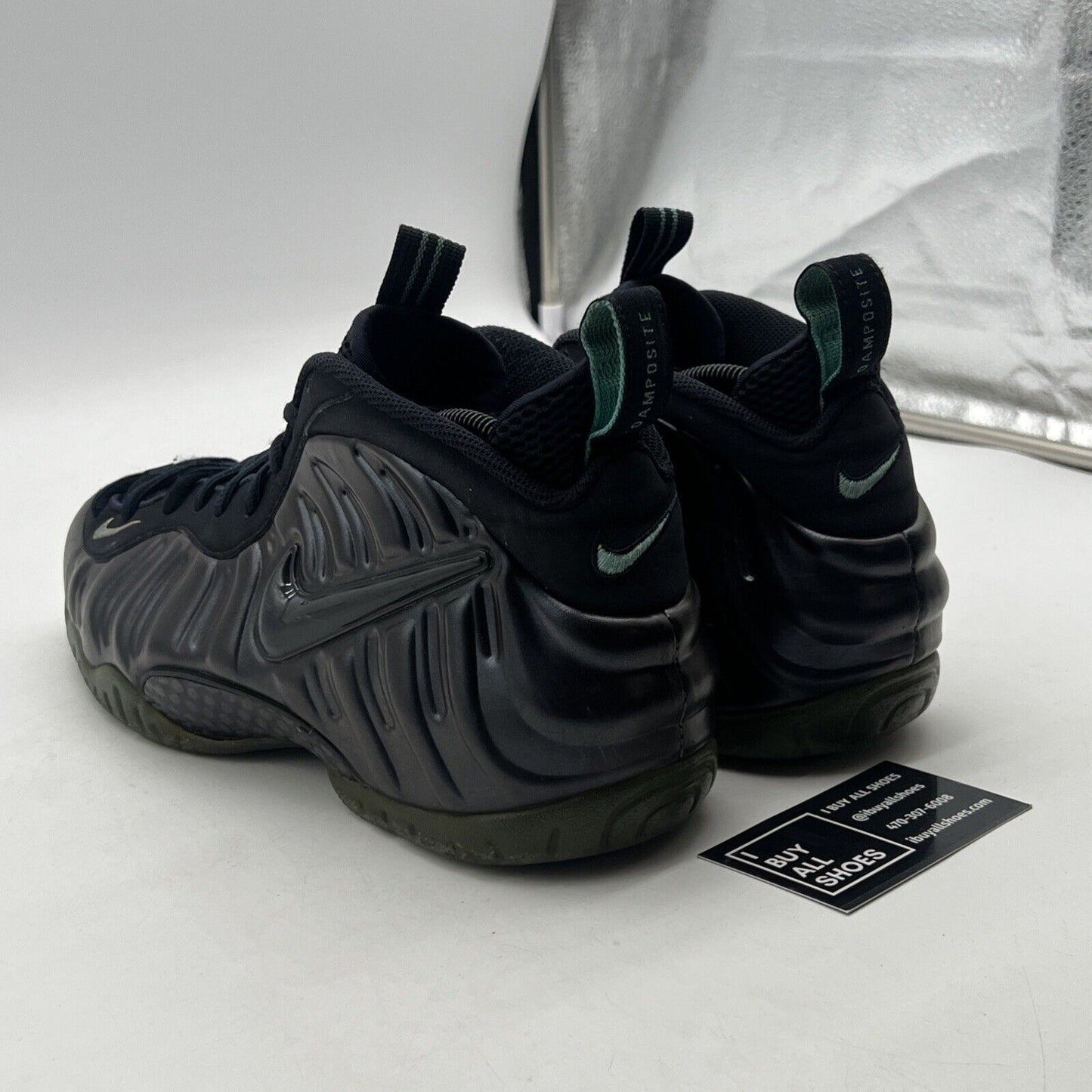 Size 9.5 - Nike Air Foamposite Pro Aqua (624041-402)