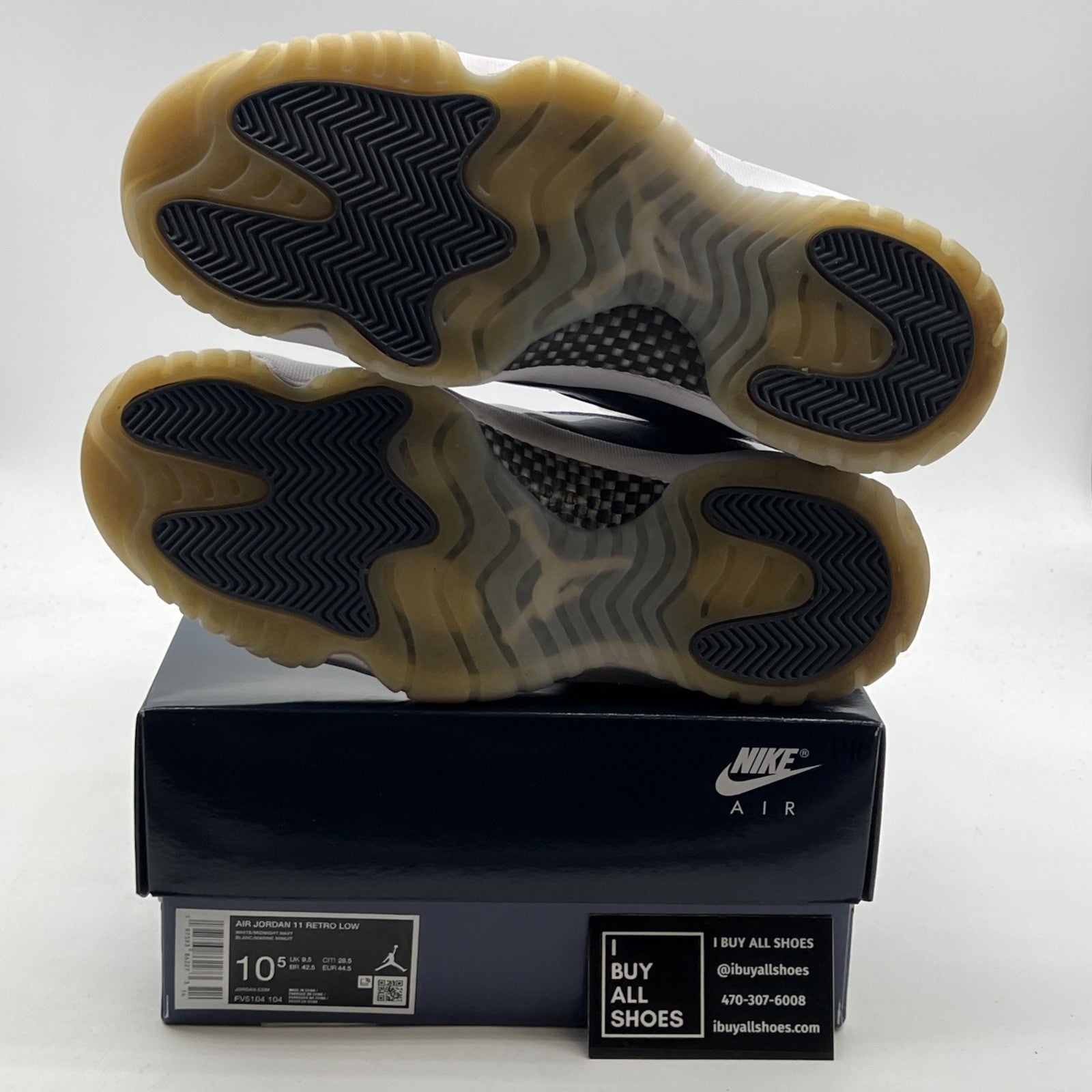 Size 10.5 - Air Jordan 11 Retro Low Diffused Blue (FV5104-104)