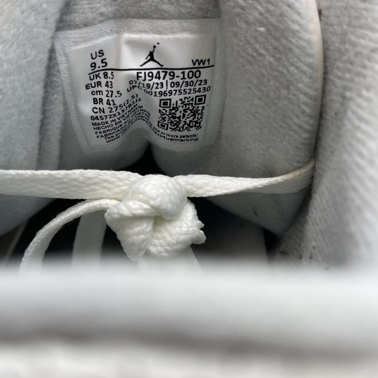 Size 9.5 - Air Jordan 3 Retro Craft Ivory/Grey White Leather (FJ9579-100)