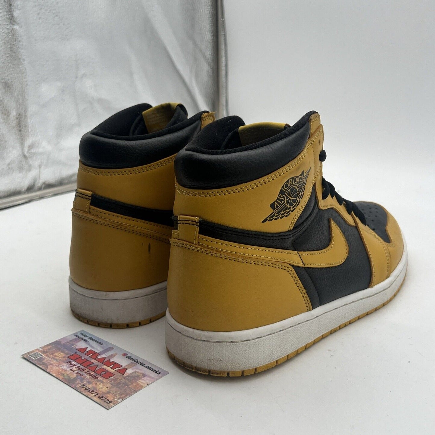 Size 10 - Air Jordan 1 Retro OG High Pollen (555088-701)