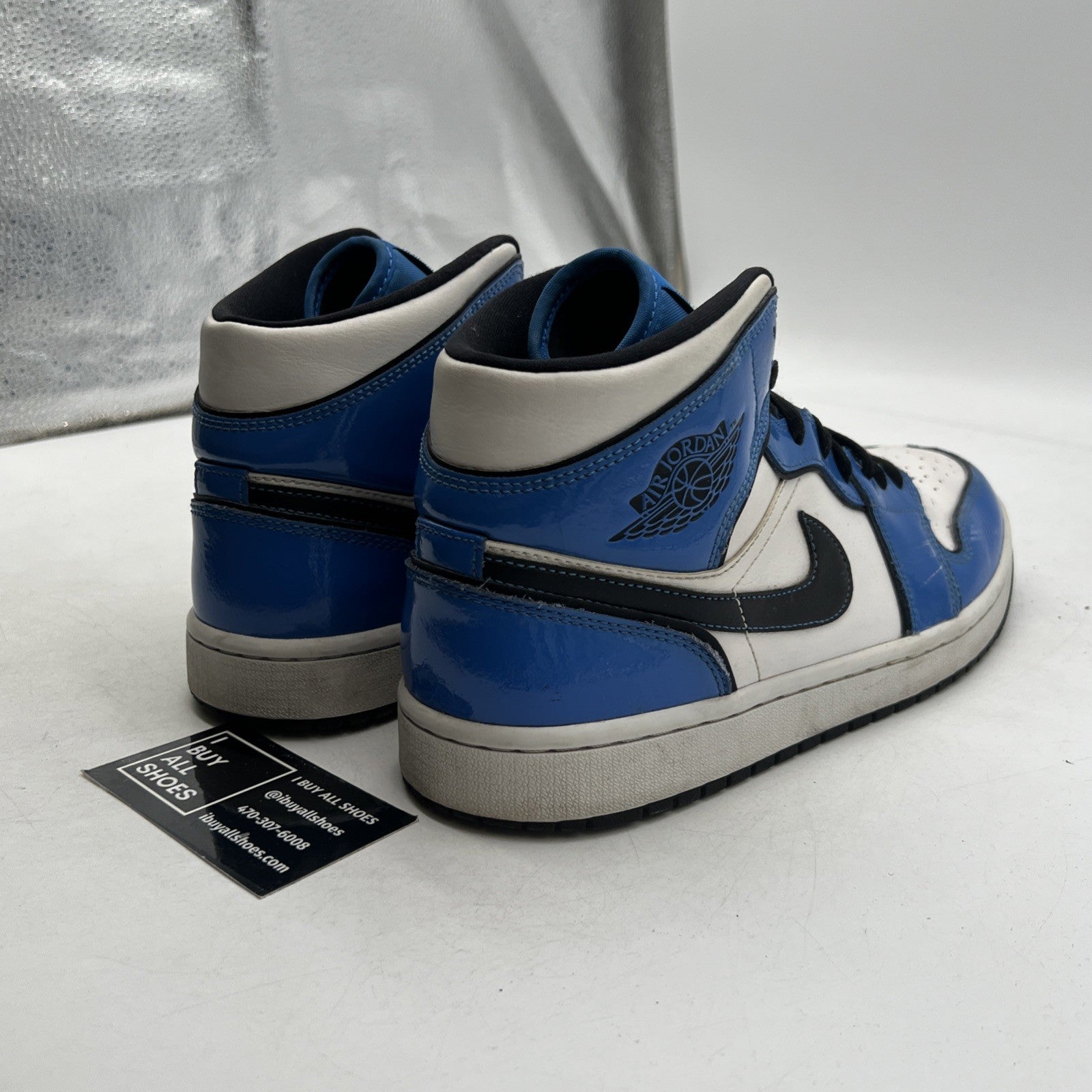 Size 9.5 - Air Jordan 1 SE Mid Signal Blue (DD6834-402)
