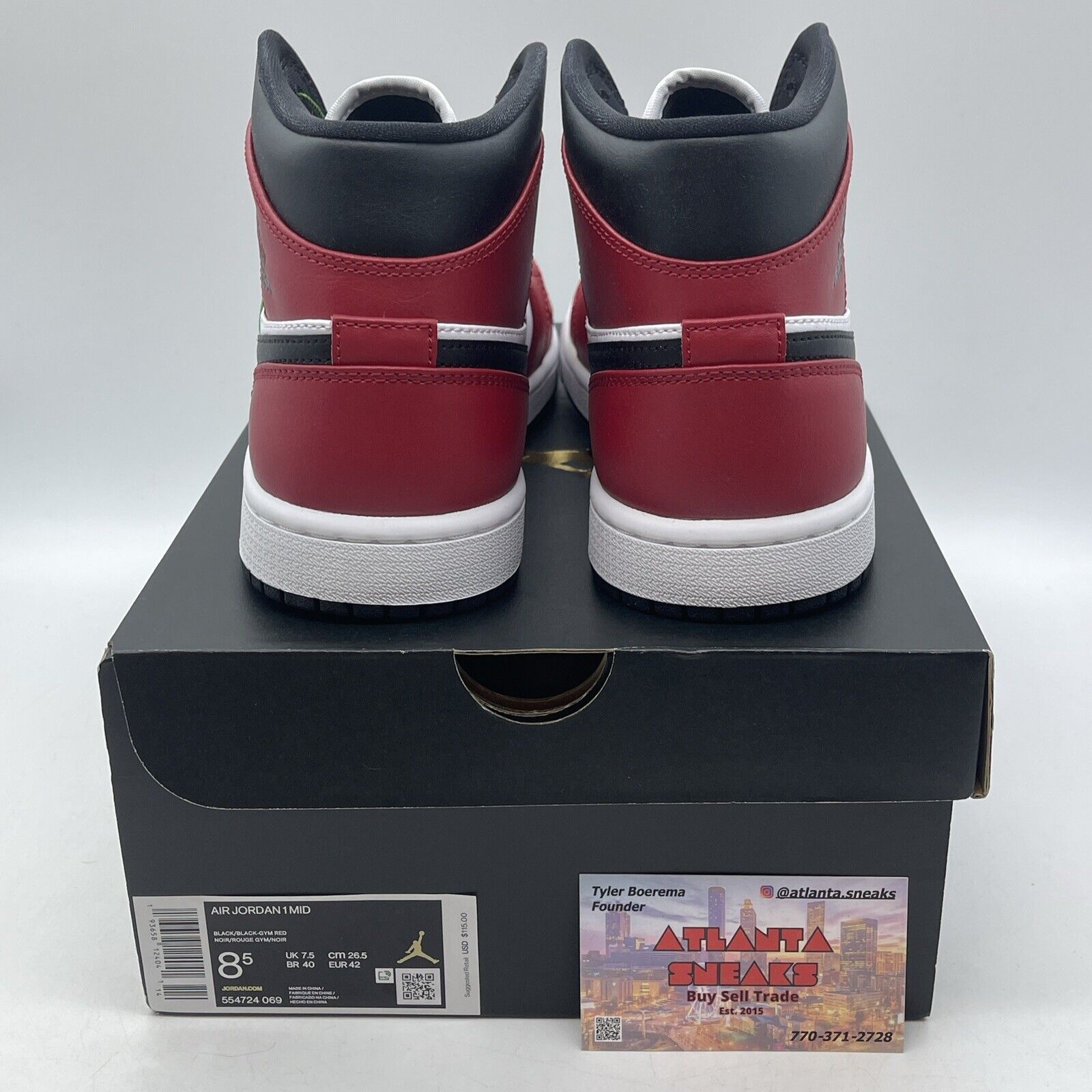 Size 8.5 - Jordan 1 Mid Chicago Black Toe 2020 Red White Leather (554724-069)