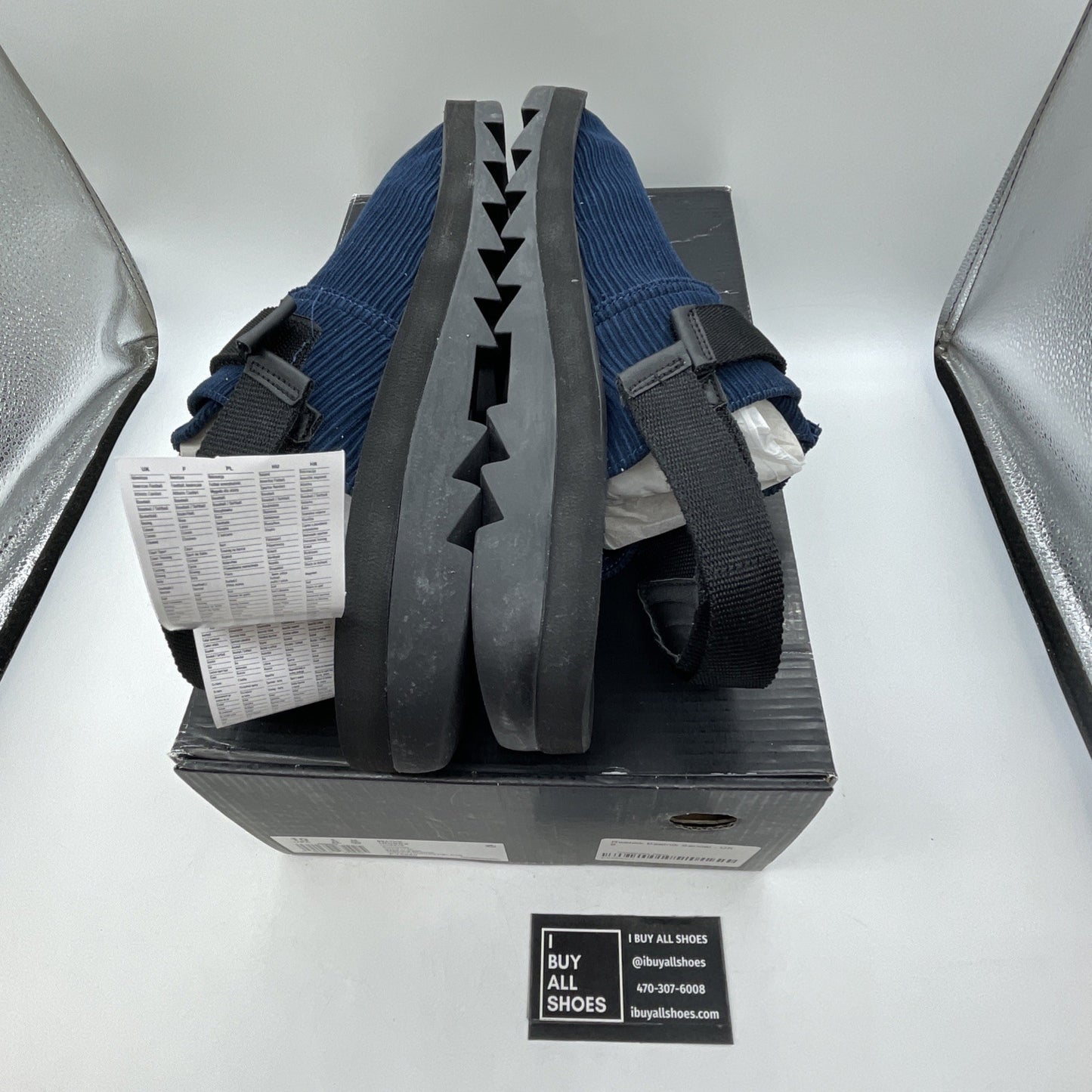 Size 10 - Reebok Beatnik Unisex Collegiate Navy Suede (FY2950)
