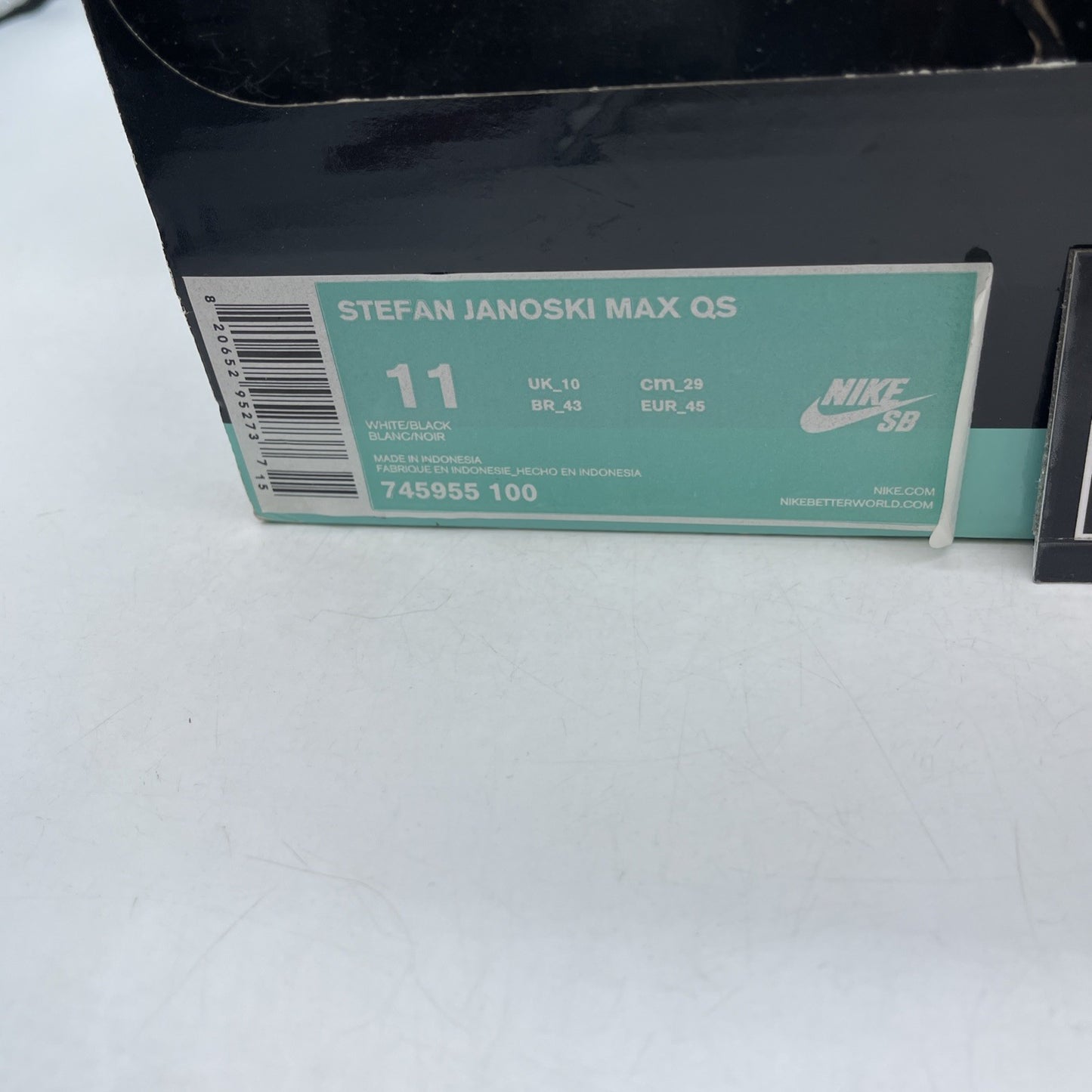 Size 11 - Nike SB Stefan Janoski Max Black (745955-100)