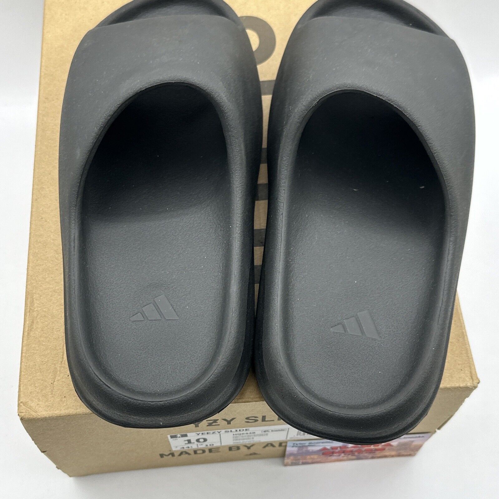 Adidas Yeezy slide Onyx  Size 9 Black Foam Comfy Shoe Kanye West Hype Grey Og