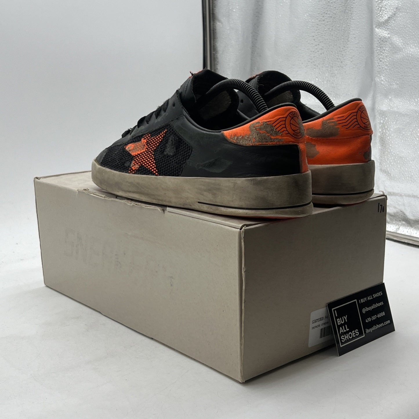 Size 42 - Golden Goose Men Stardan Under Net Star Black/Orange (G36MS959.F4)