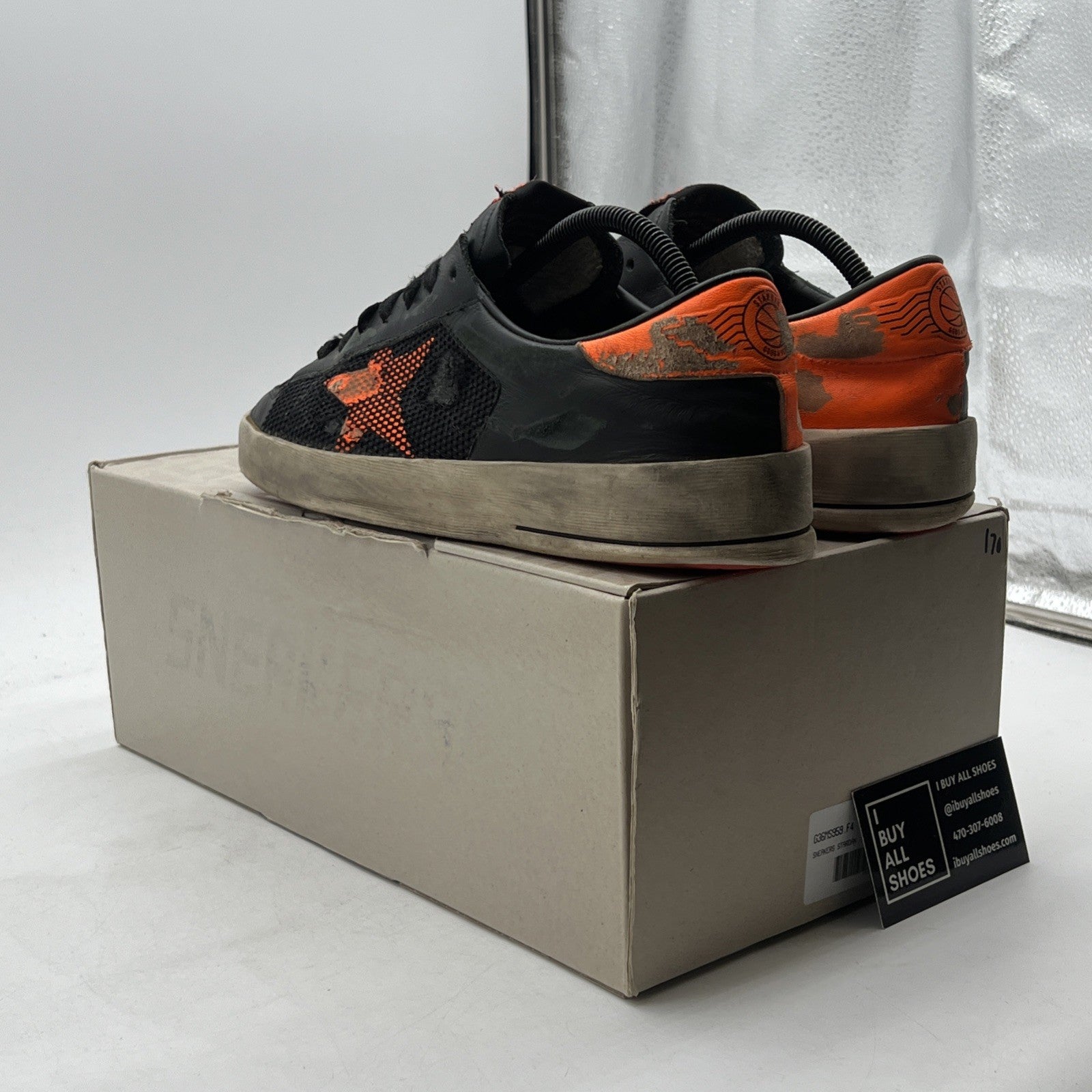 Size 42 - Golden Goose Men Stardan Under Net Star Black/Orange (G36MS959.F4)