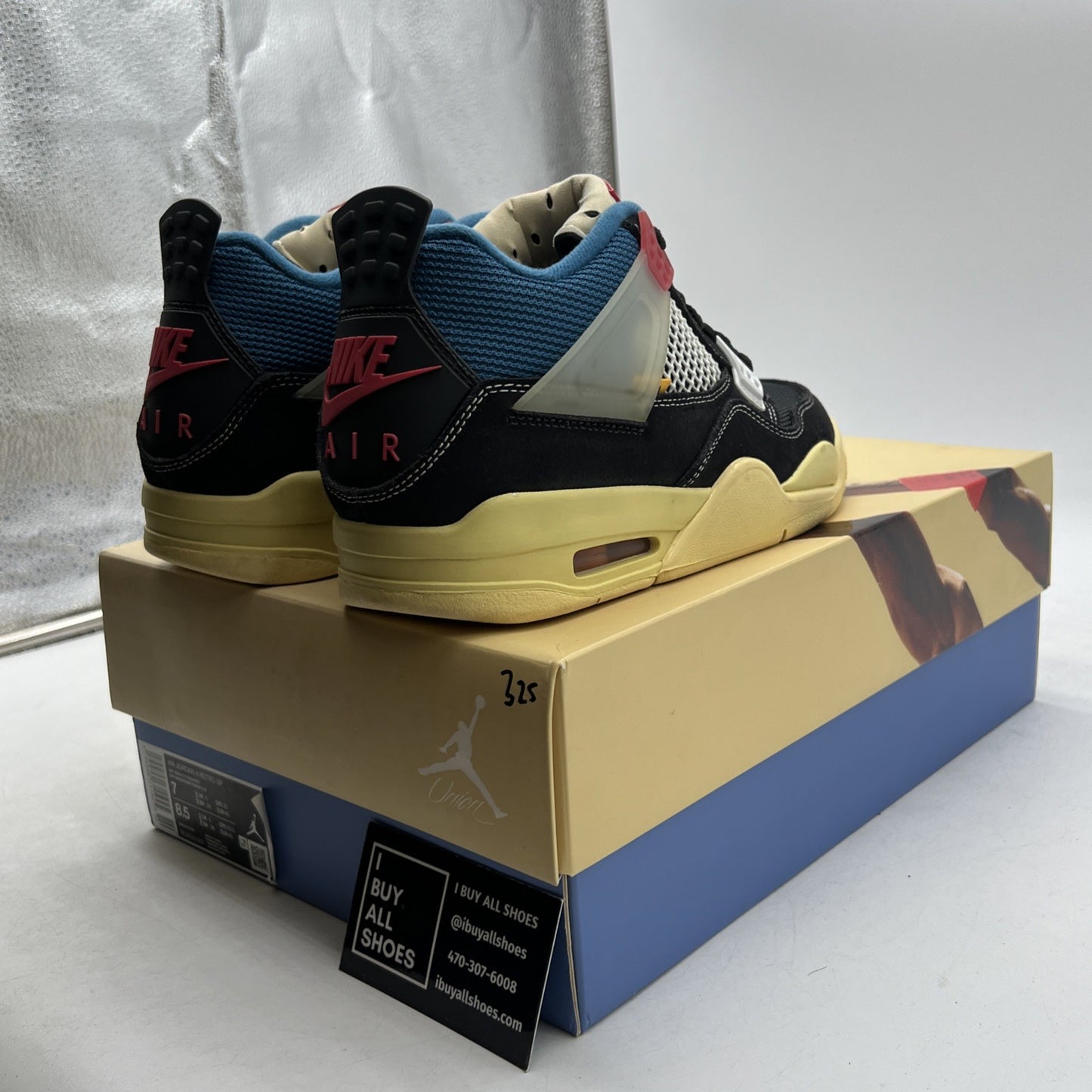 Size 7 - Air Jordan 4 Retro x Union LA Mid Off Noir (DC9533-001)