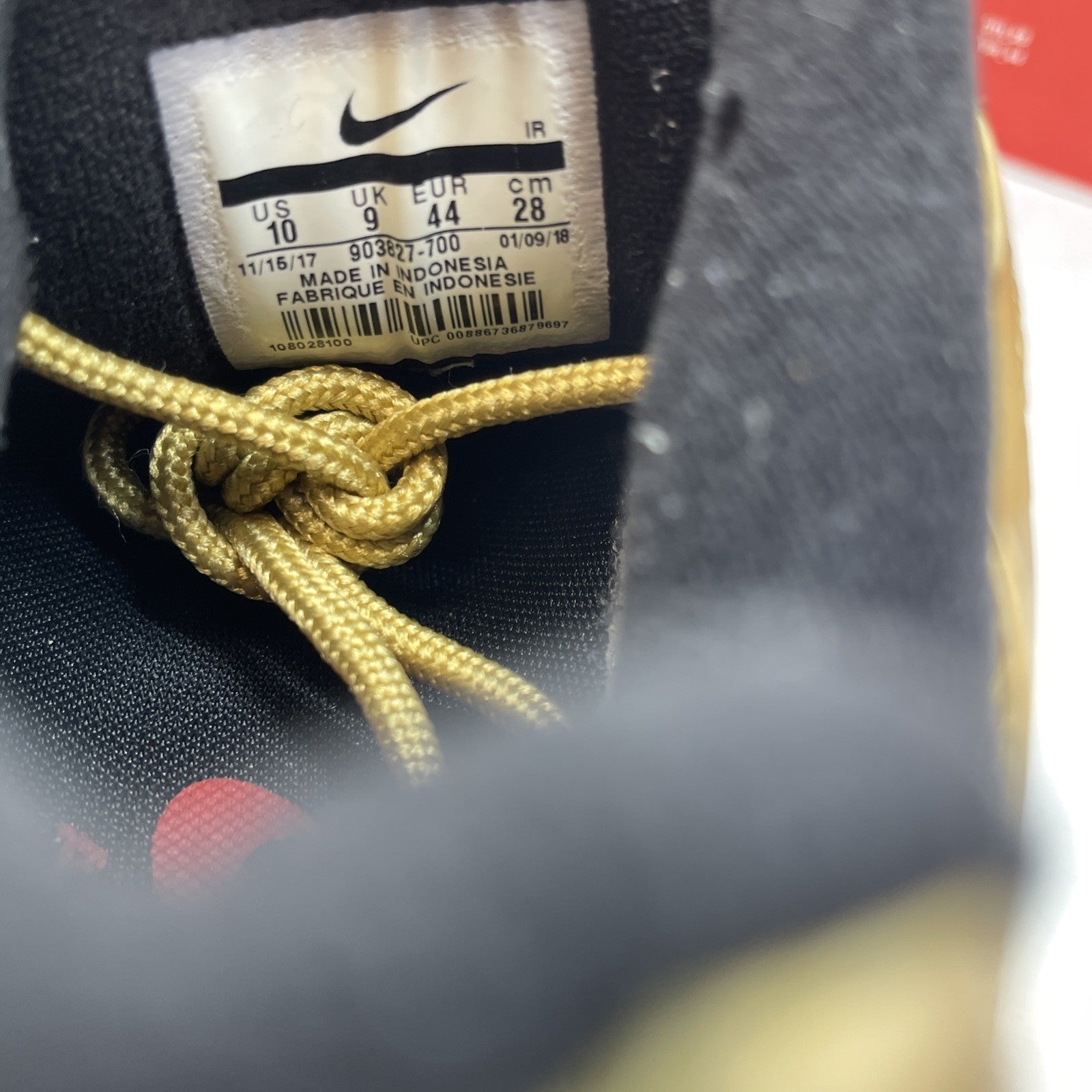 Size 10 - Nike Air Max Plus QS Metallic Gold (903827-700)