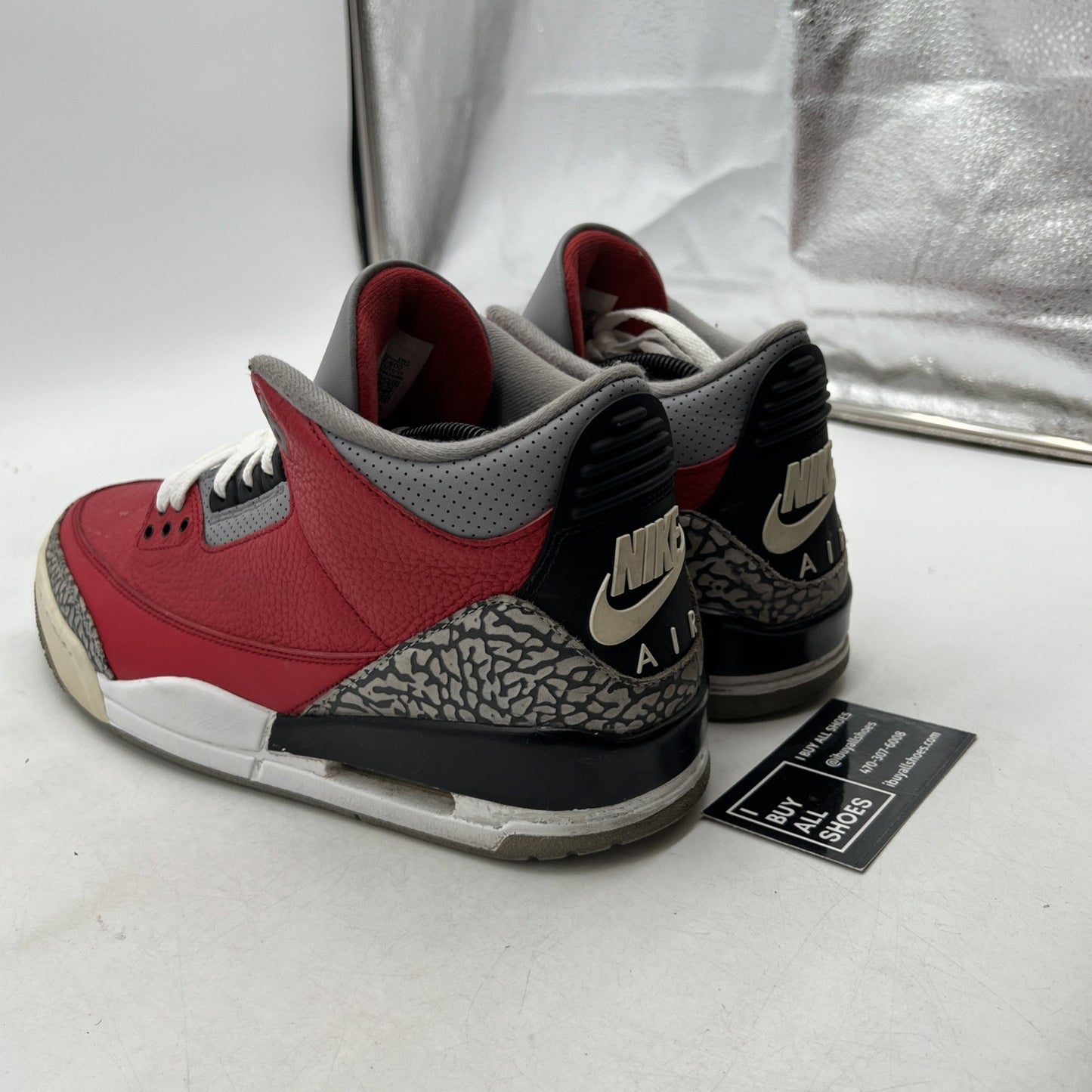 Size 10.5 - Air Jordan 3 Retro SE Mid Unite (CK5692-600)