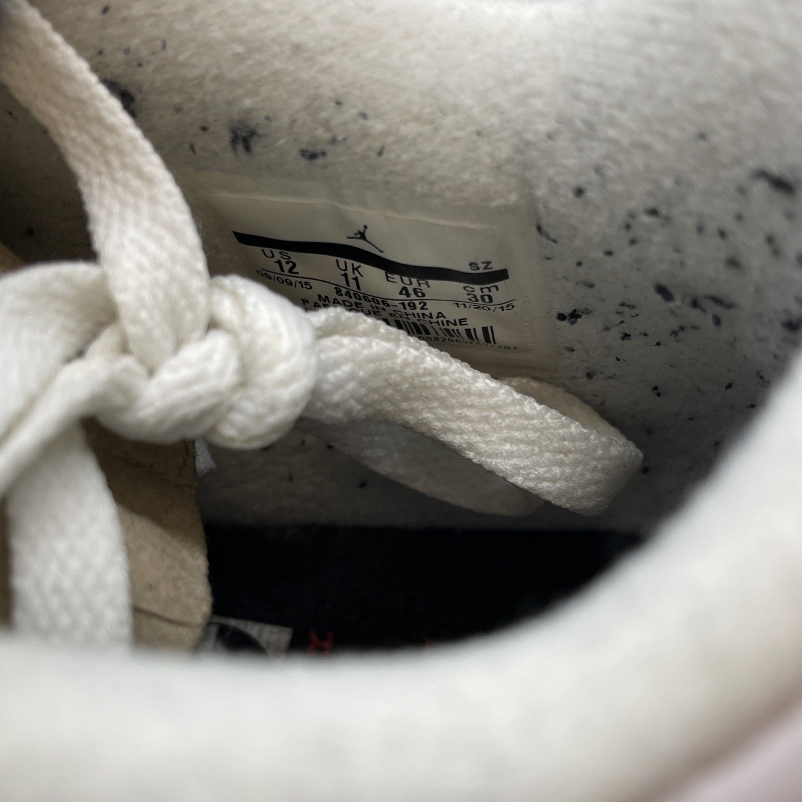 Size 12 - Jordan 4 Retro OG Mid White Cement White Grey Leather (840606-192)