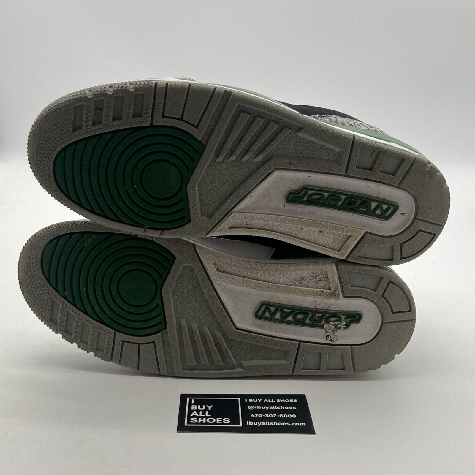 Size 9.5 - Air Jordan 3 Retro Mid Pine Green (CT8532-030)
