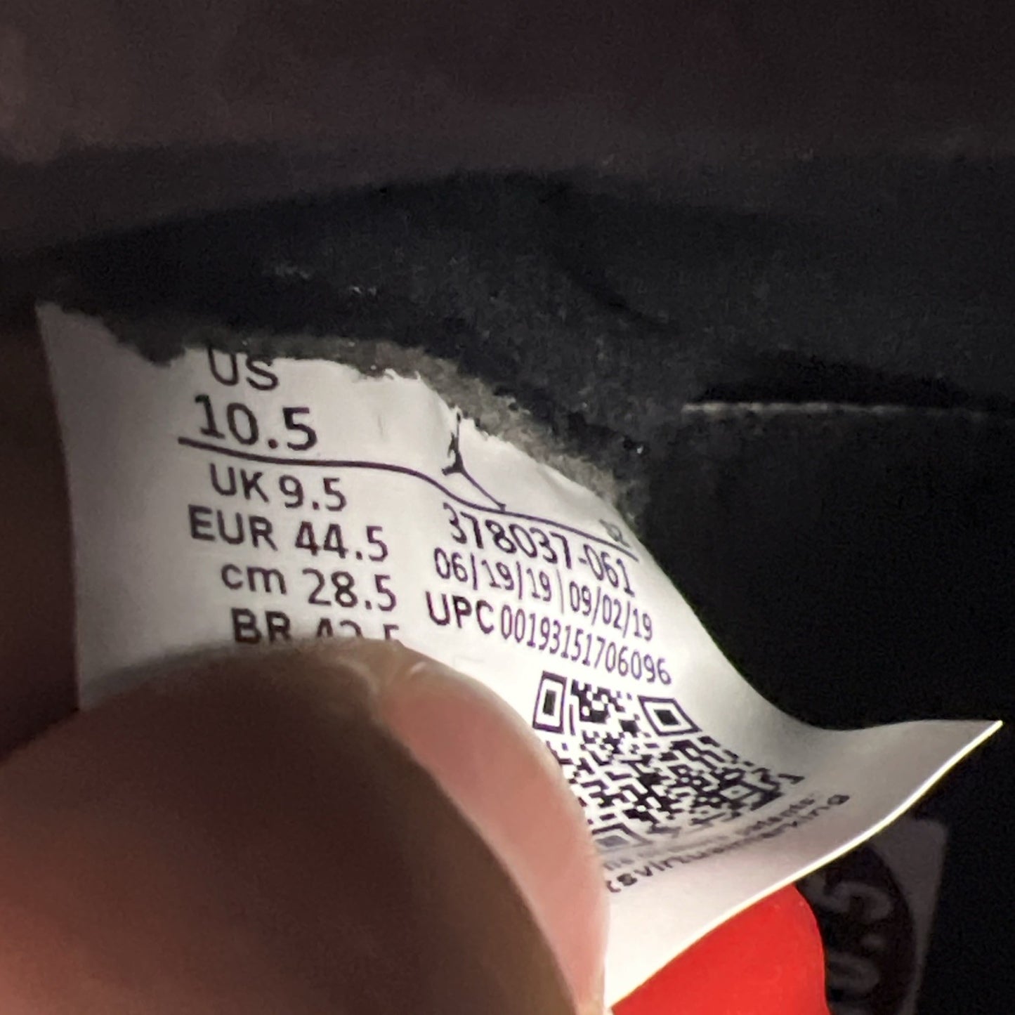 Size 10.5 - Air Jordan 11 Retro High Bred (378037-061)