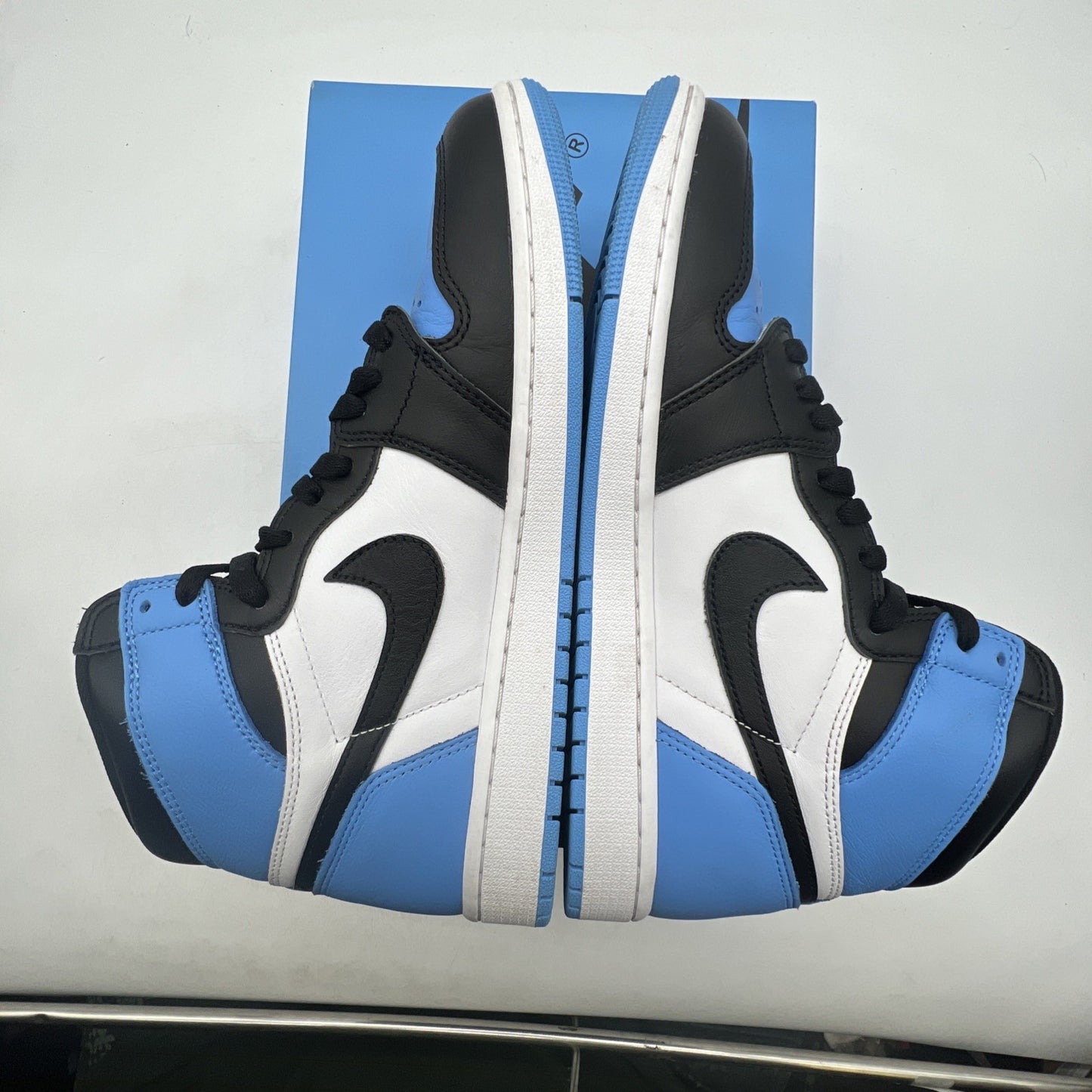 Size 10.5 - Air Jordan 1 Retro OG High UNC Toe (DZ5485-400)