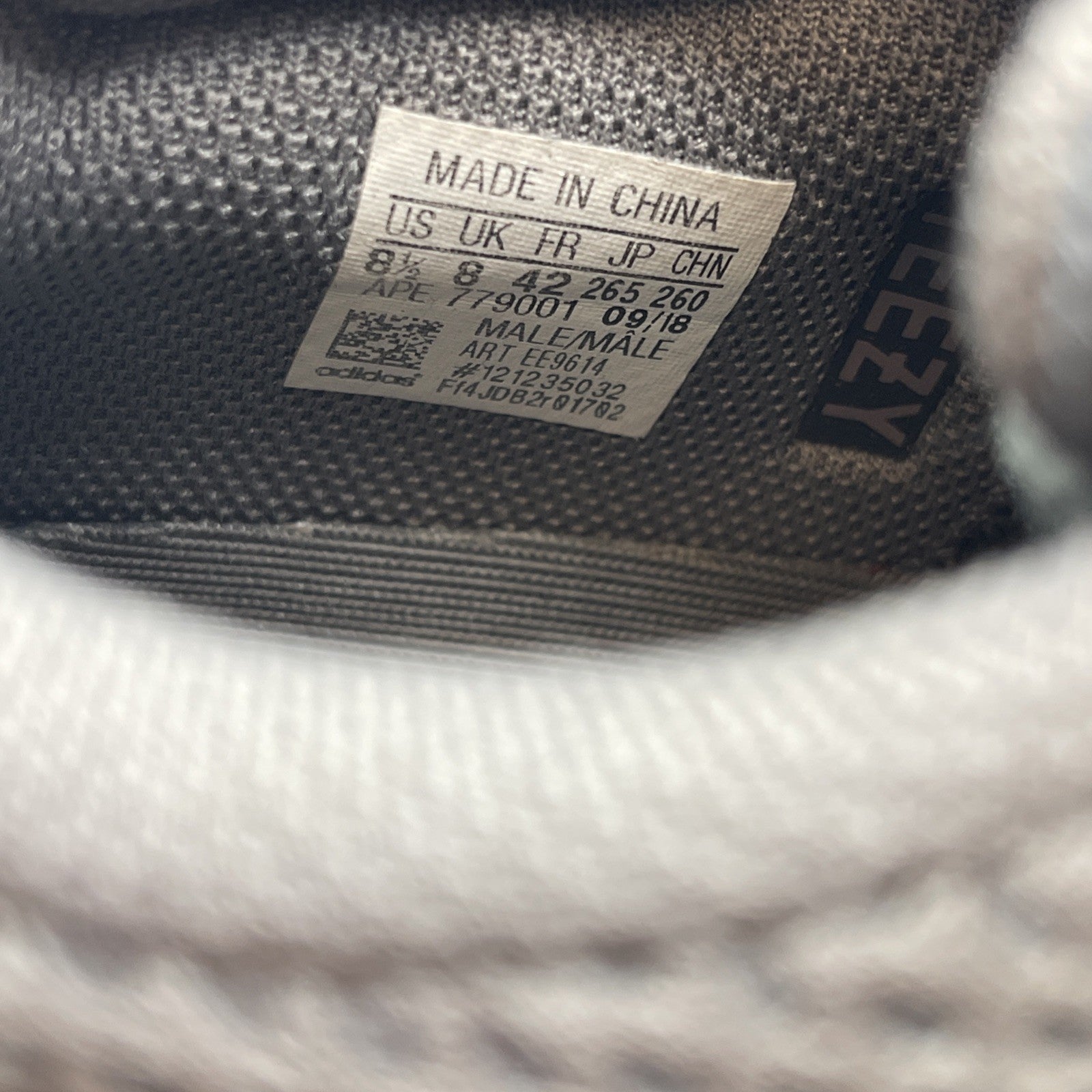 Size 8.5 - adidas Yeezy Boost 700 V1 Mauve Brown Suede Leather (EE9614)