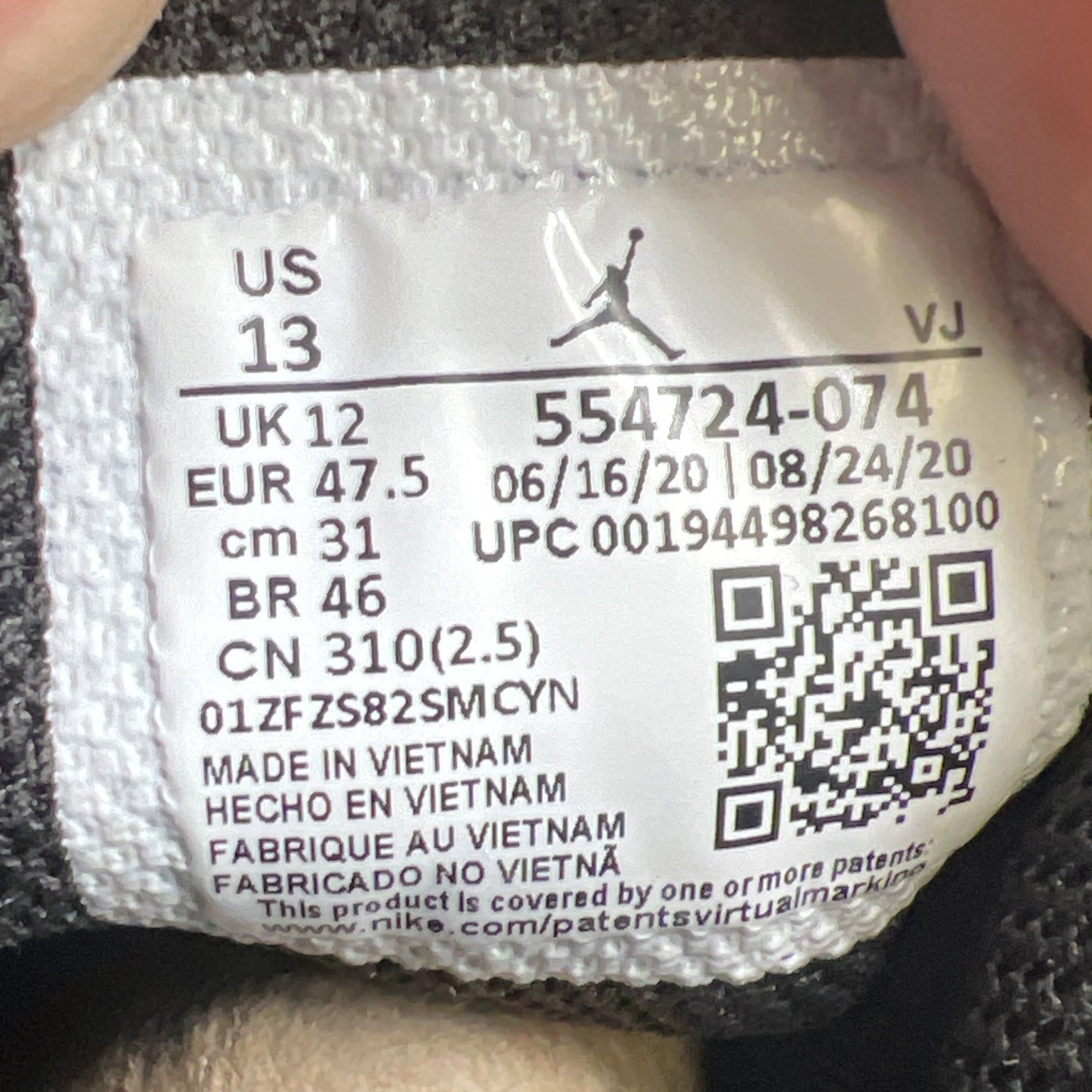Size 13 - Air Jordan 1 Mid Banned 2020 (554724-074)