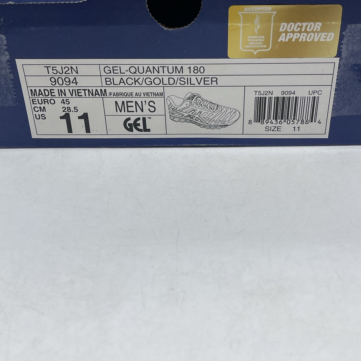 Size 11 - Asics Black Running Gel Quantum 180 (T5J7N)
