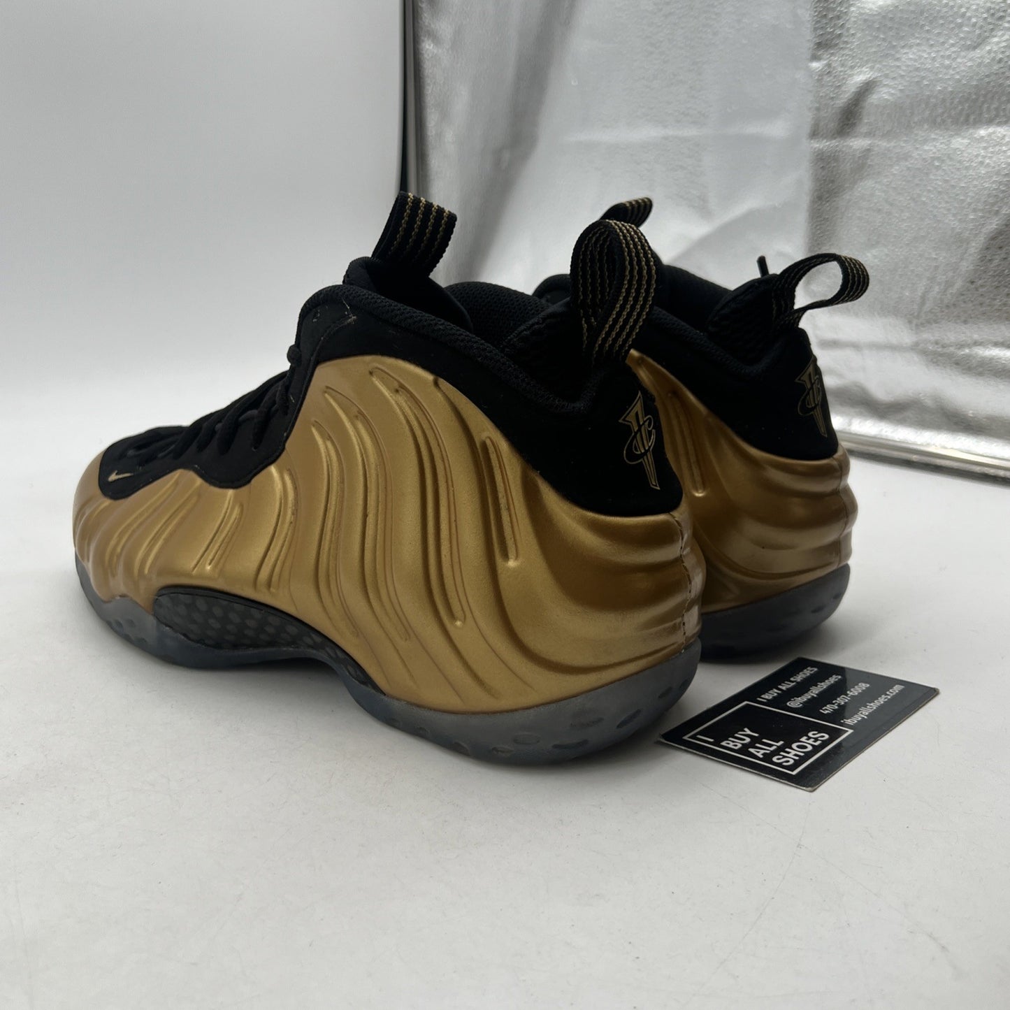 Size 9.5 - Nike Air Foamposite One Metallic Gold (314996-700)