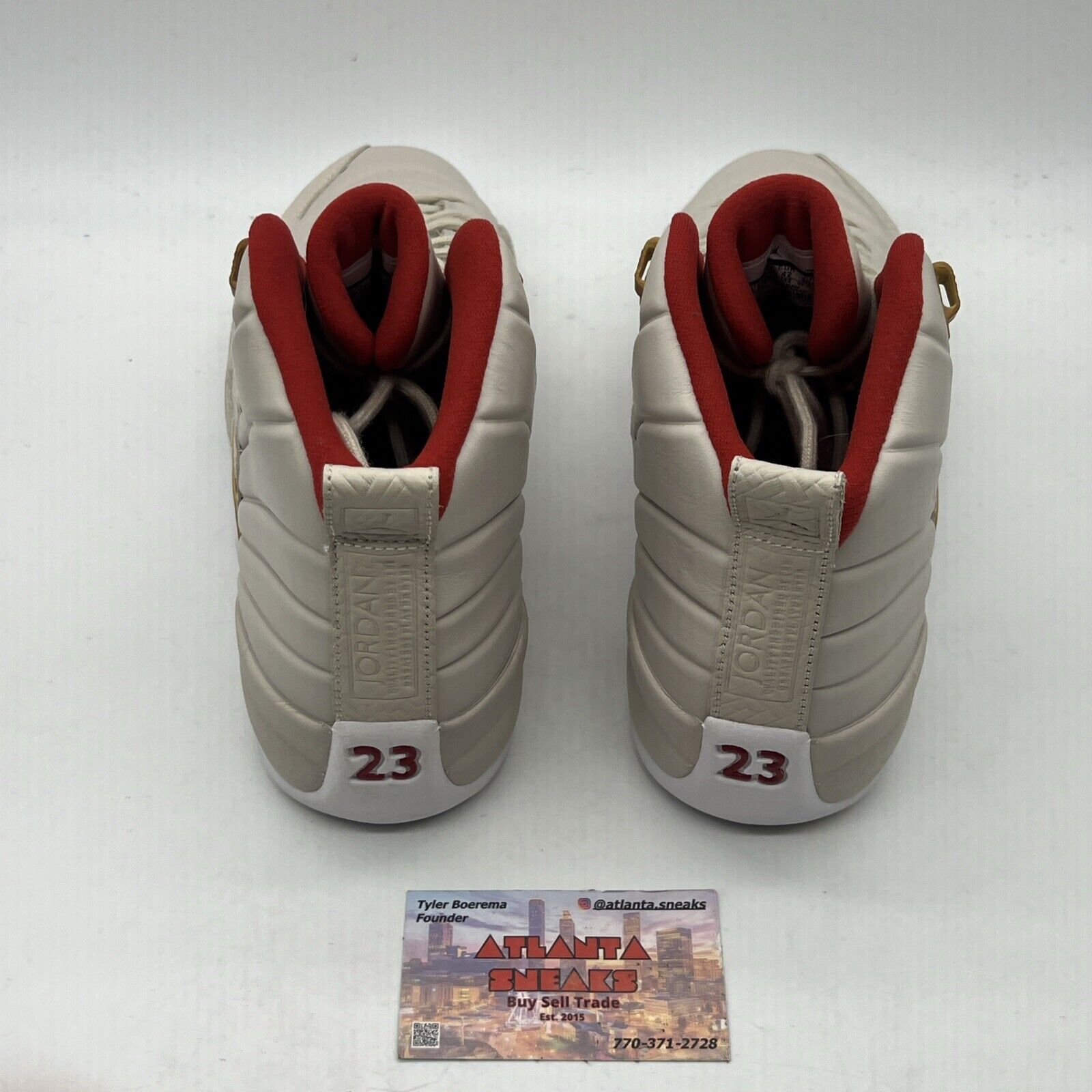 Air Jordan 12 Retro 'Chinese New Year' 881428-142 Size 8.5 Leather Used