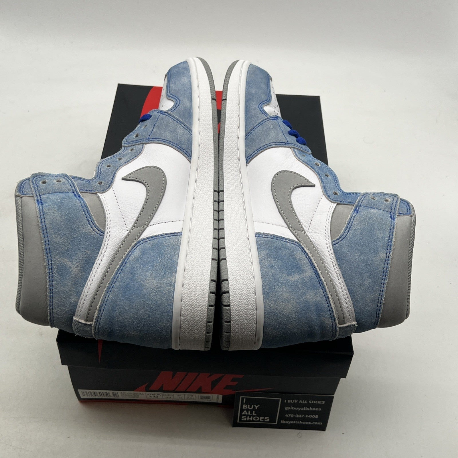 Size 10 - Air Jordan 1 Retro OG High Hyper Royal (555088-402)