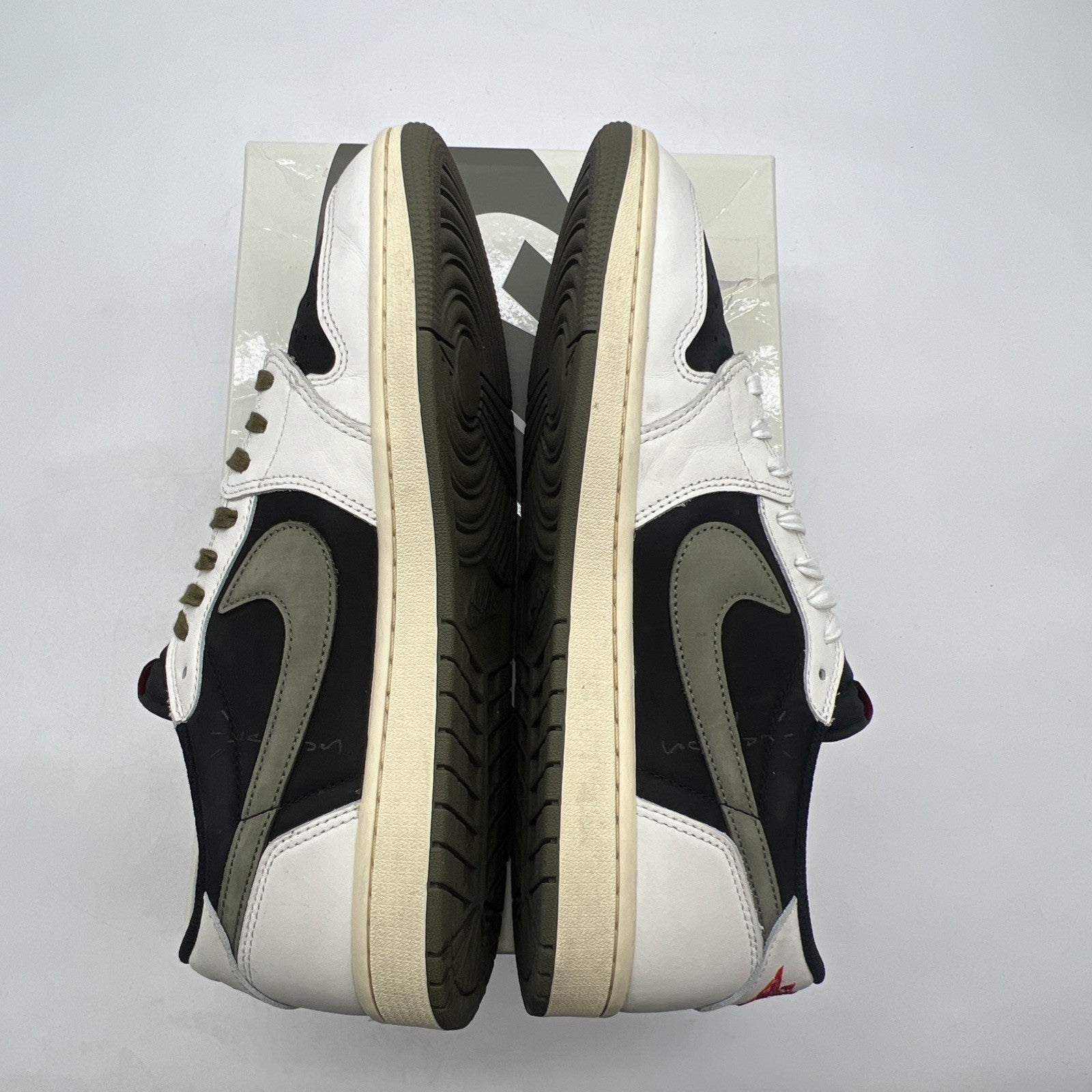 Size 13.5 - Air Jordan 1 Retro OG x Travis Scott Low Olive W (DZ4137-106)