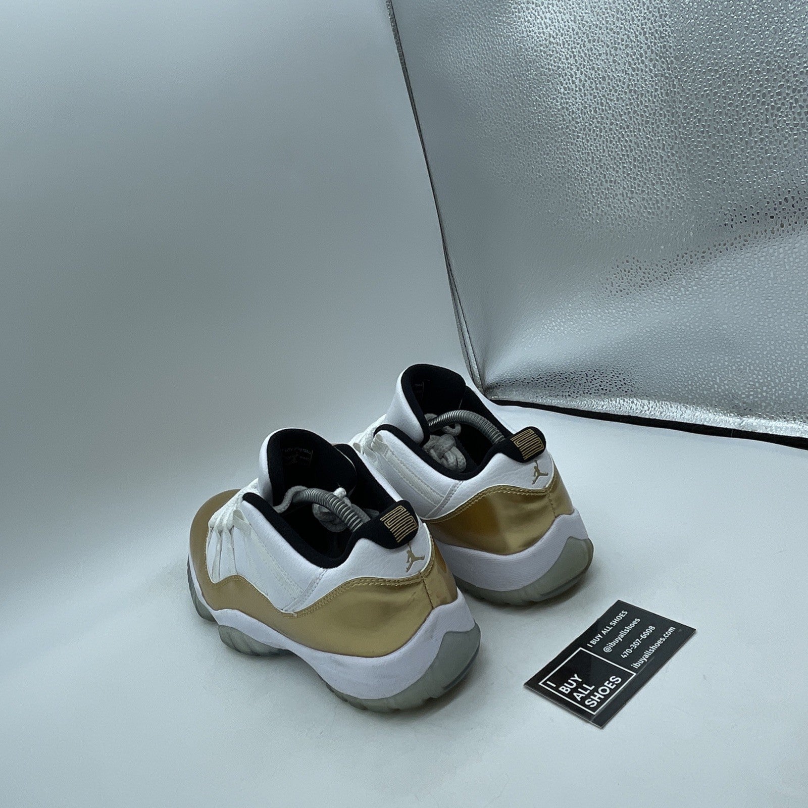 Size 9.5 - Air Jordan 11 Retro Low Closing Ceremony Gold White (528895-103)