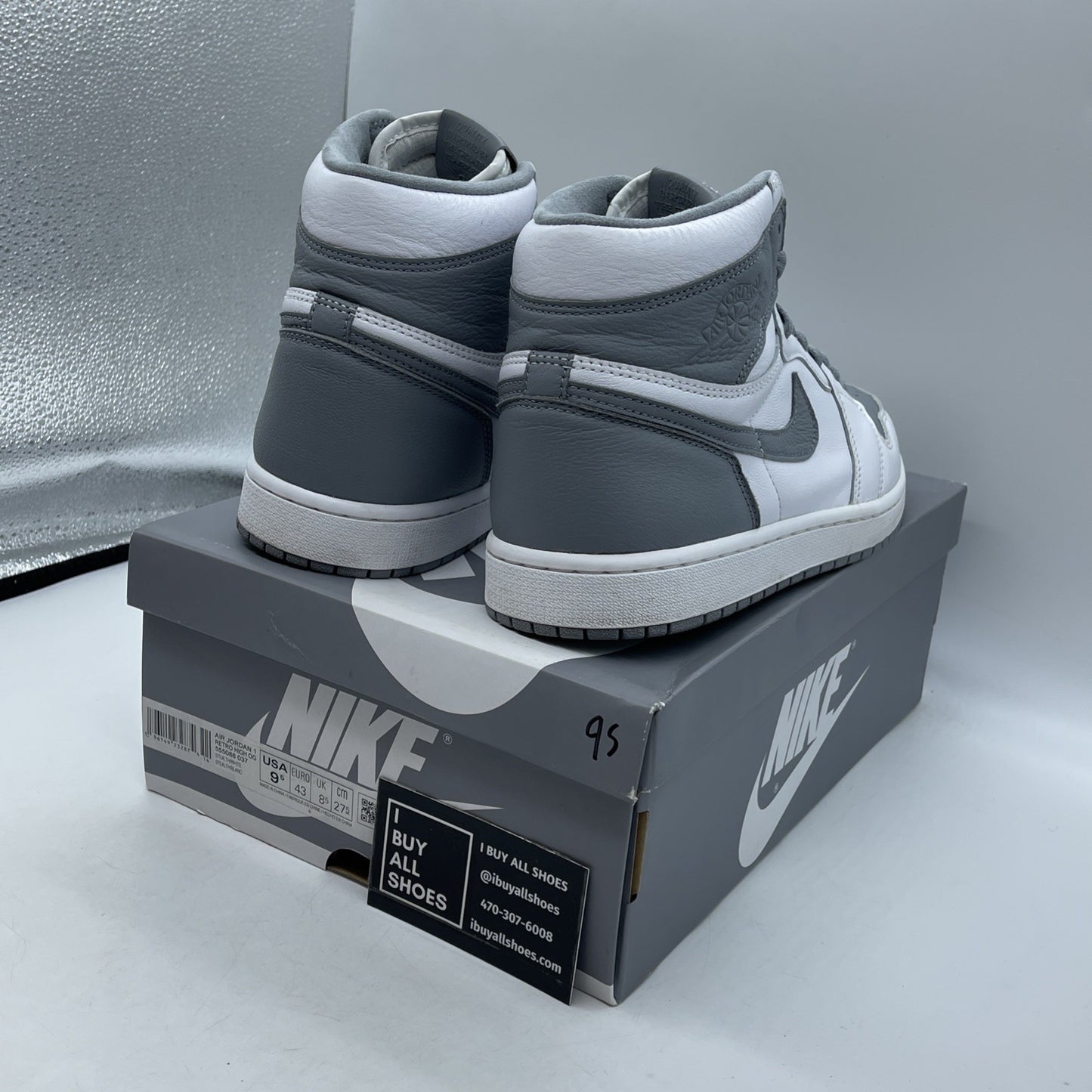 Size 9.5 - Jordan 1 Retro High OG Stealth Grey White Leather (555088-037)