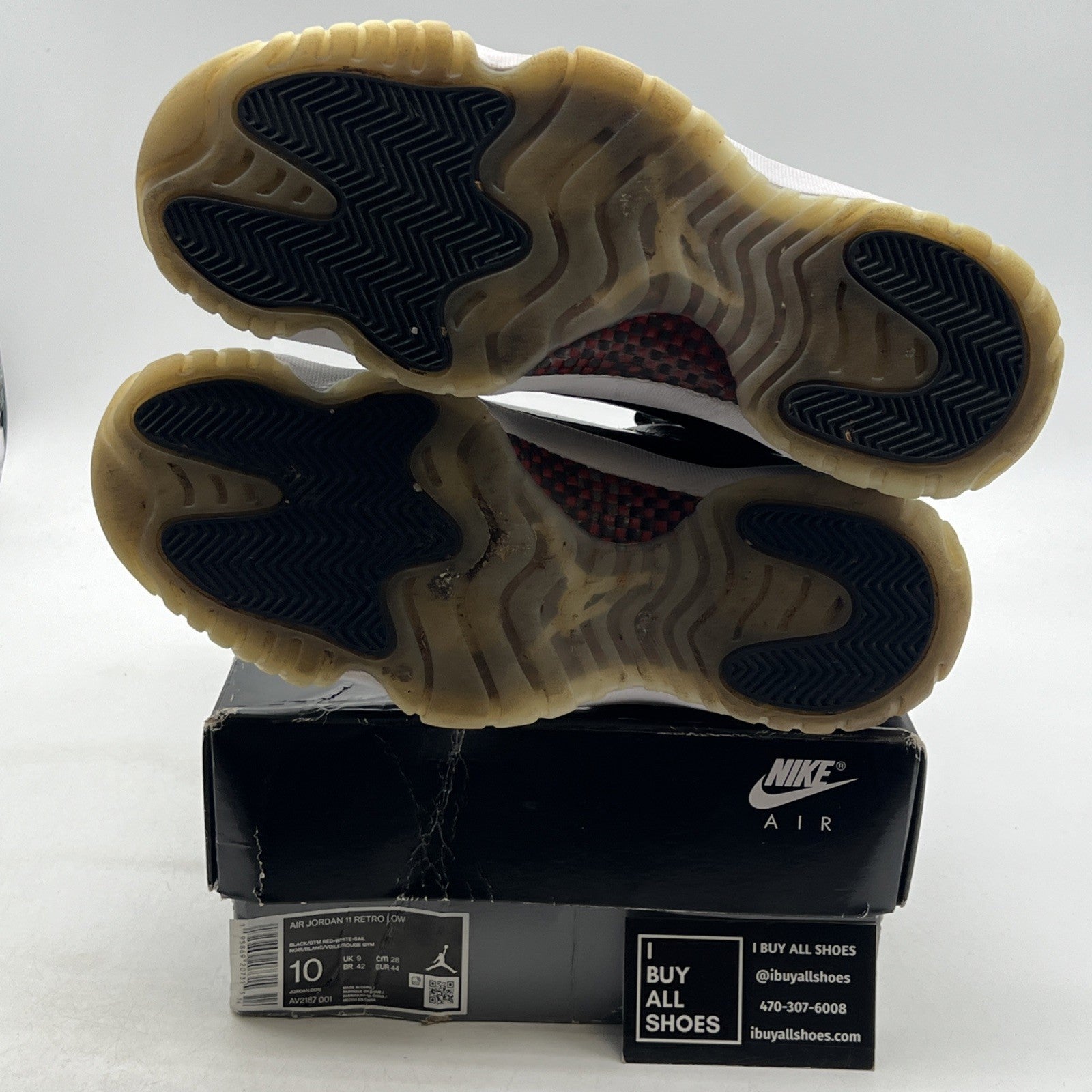 Size 10 - Air Jordan 11 Retro Low 72-10 (AV2187-001)
