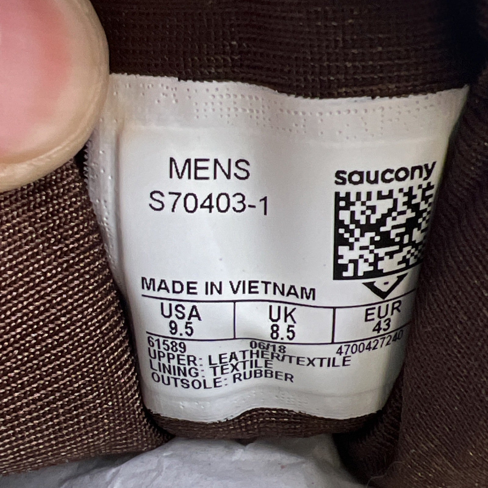 Size 9.5 - Saucony Shadow 6000 Oktoberfest (S70403-1)