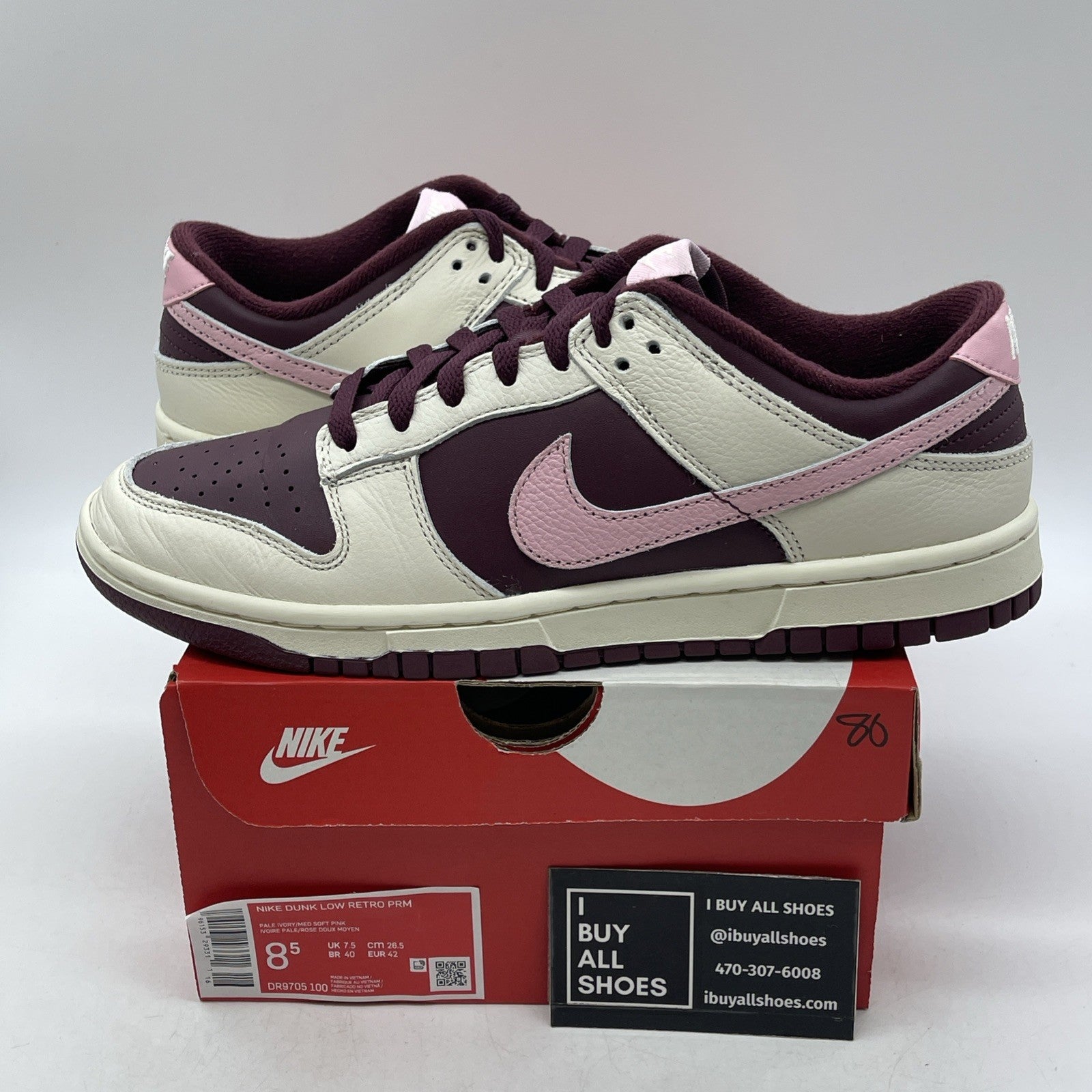 Size 8.5 - Nike Dunk Low Premium Valentine's Day (DR9705-100)