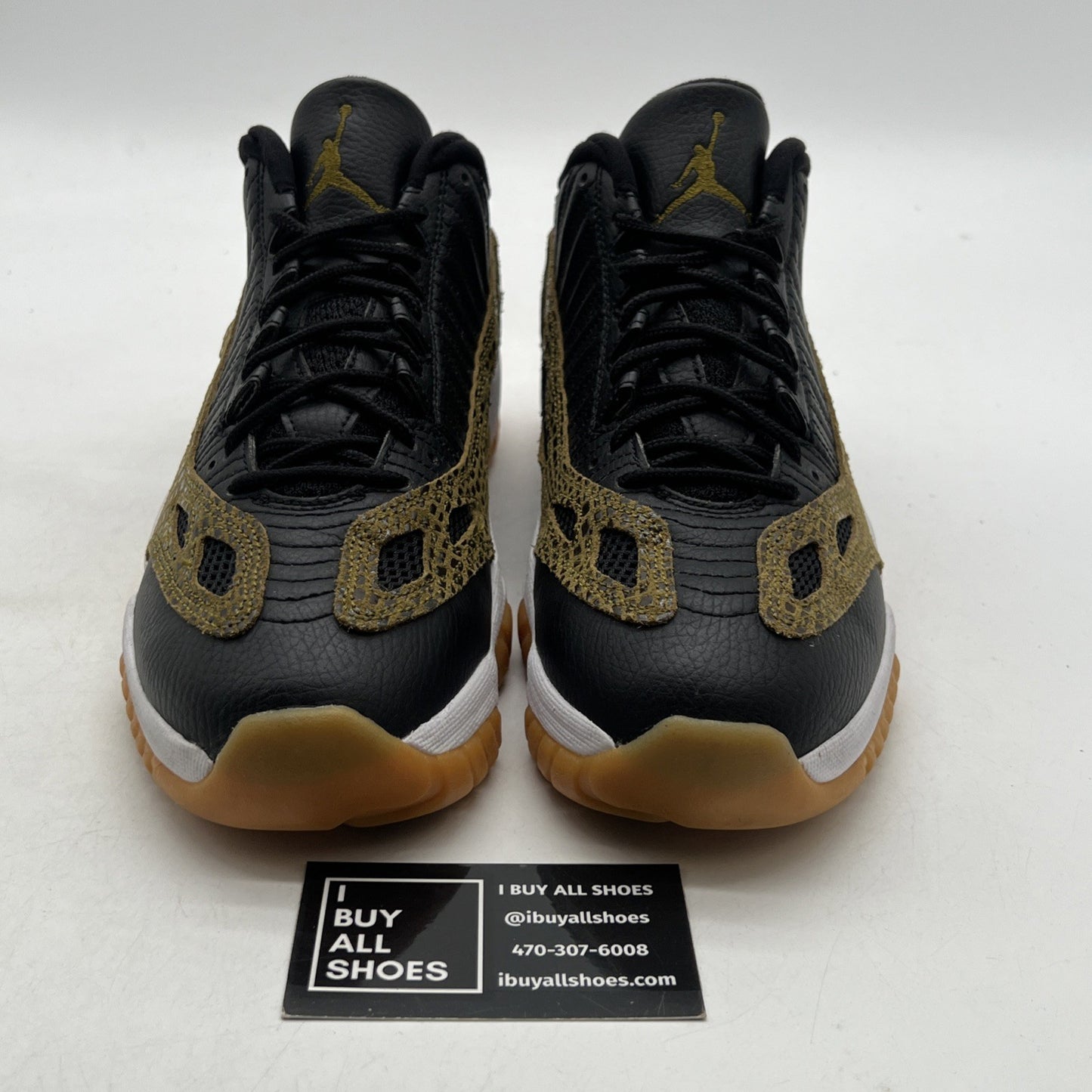Size 9.5 - Air Jordan 11 IE Low Croc (306008-013)