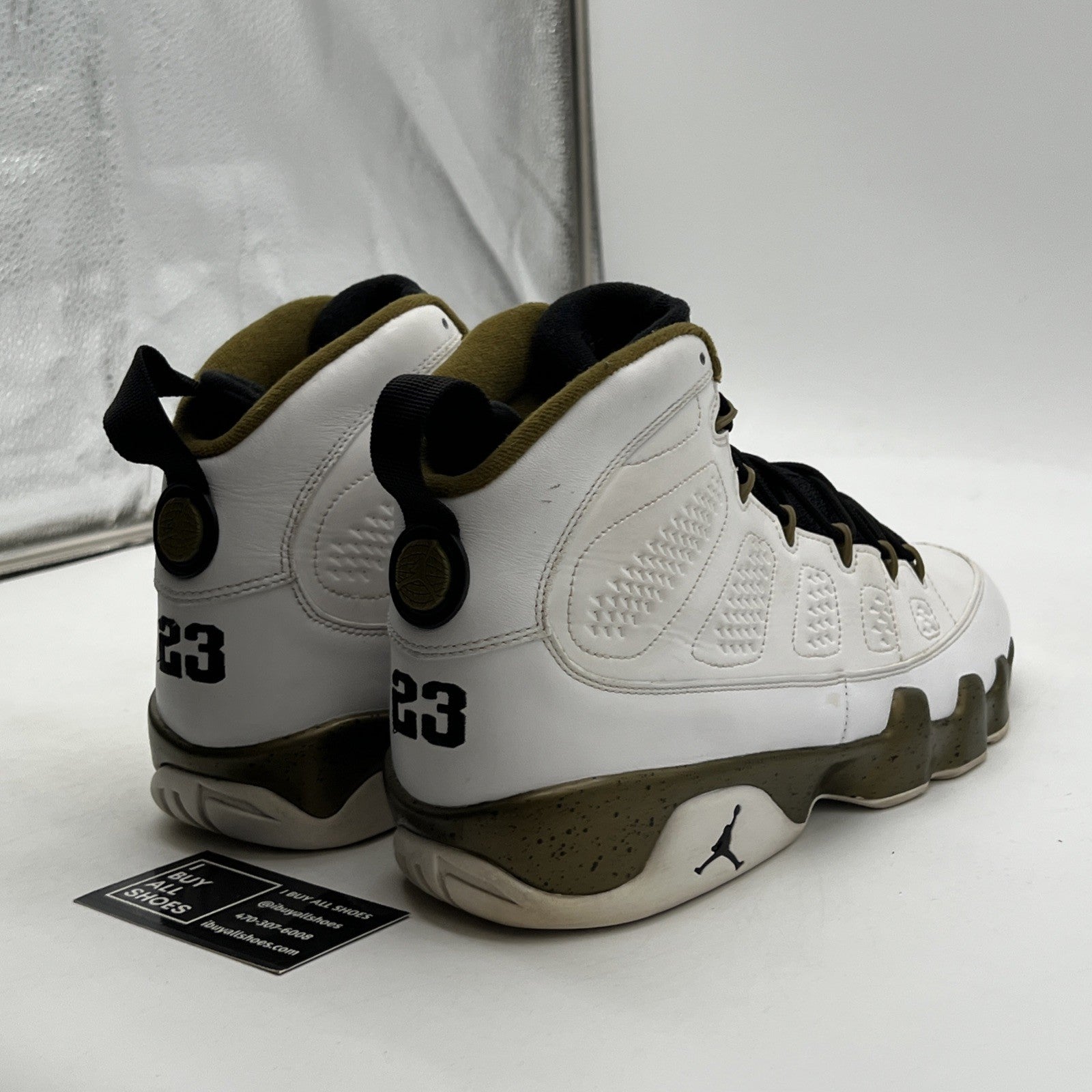 Size 11.5 - Air Jordan 9 Retro Statue (302370-109)