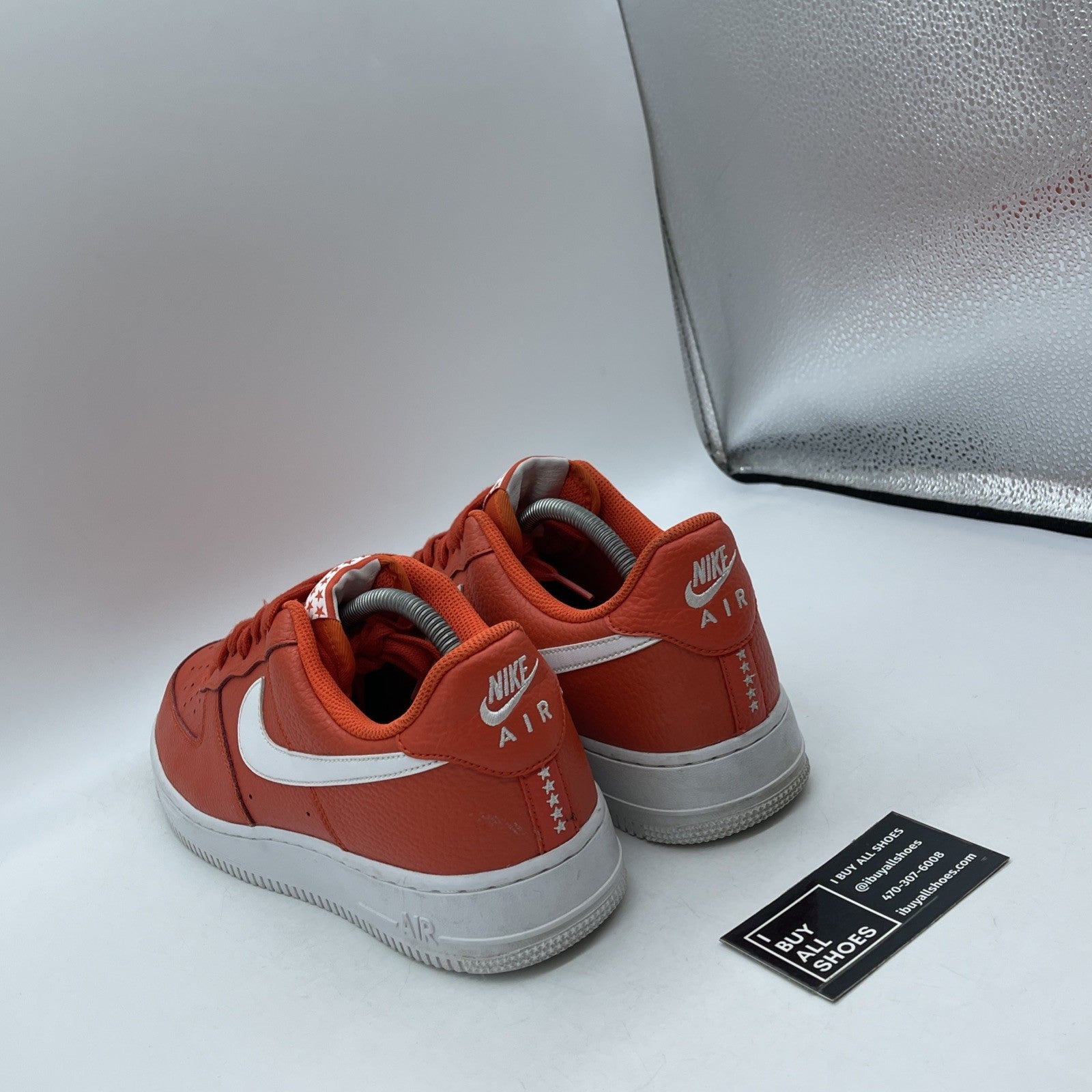 Size 10 - Nike Air Force 1 '07 Low Team Orange (AA4083-800)