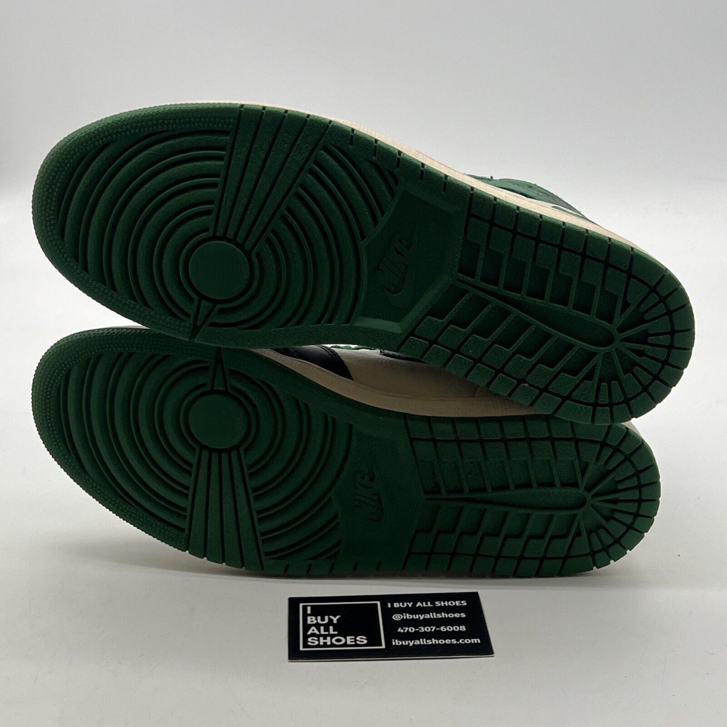 Size 10.5 - Air Jordan 1 Retro High OG Pine Green 2018 (555088-302)