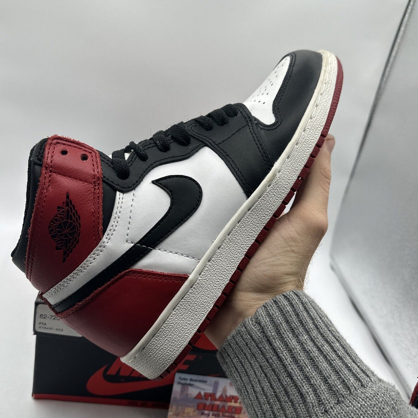 Jordan 1 Retro High OG Black Toe 2016 Size 5Y *VNDS, NO BOX* CIean