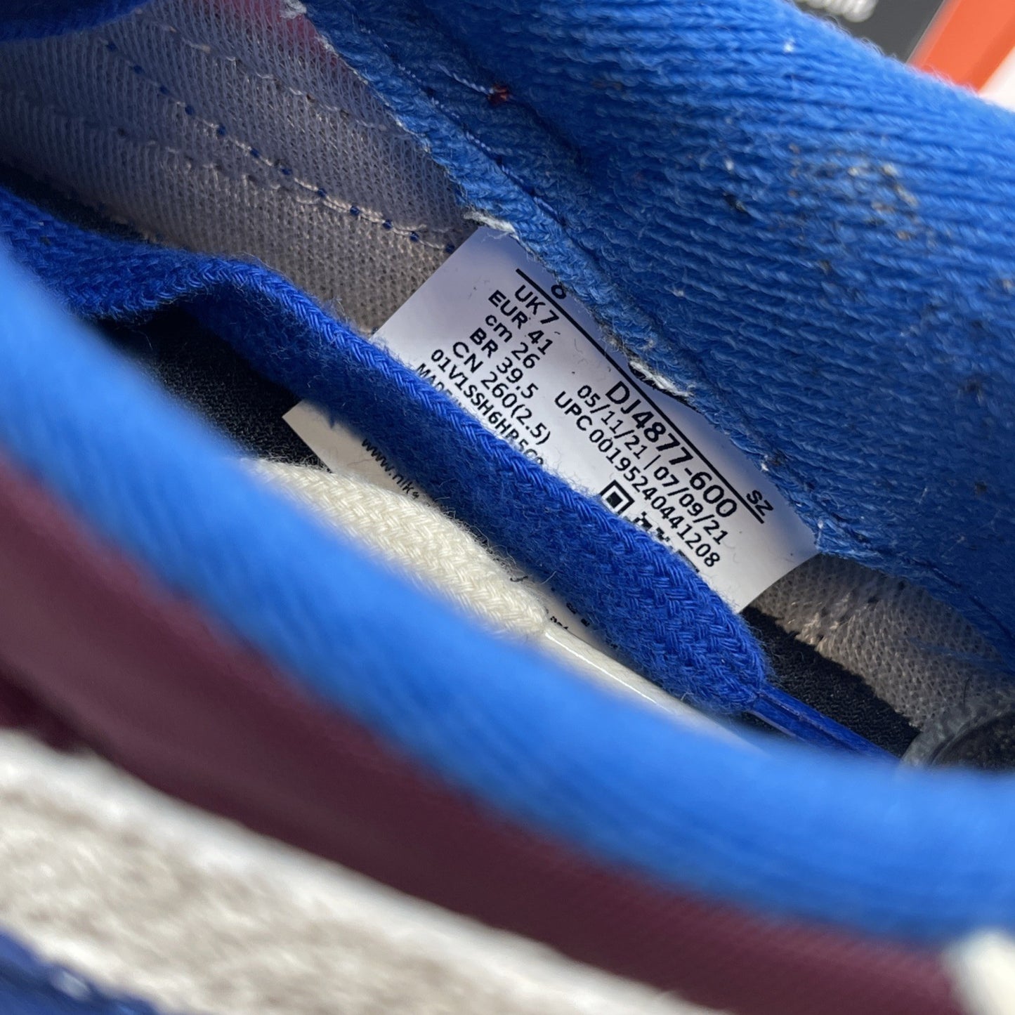 Size 8 - Nike sacai x Undercover x LDWaffle Night Maroon Team Royal (DJ4877-600)