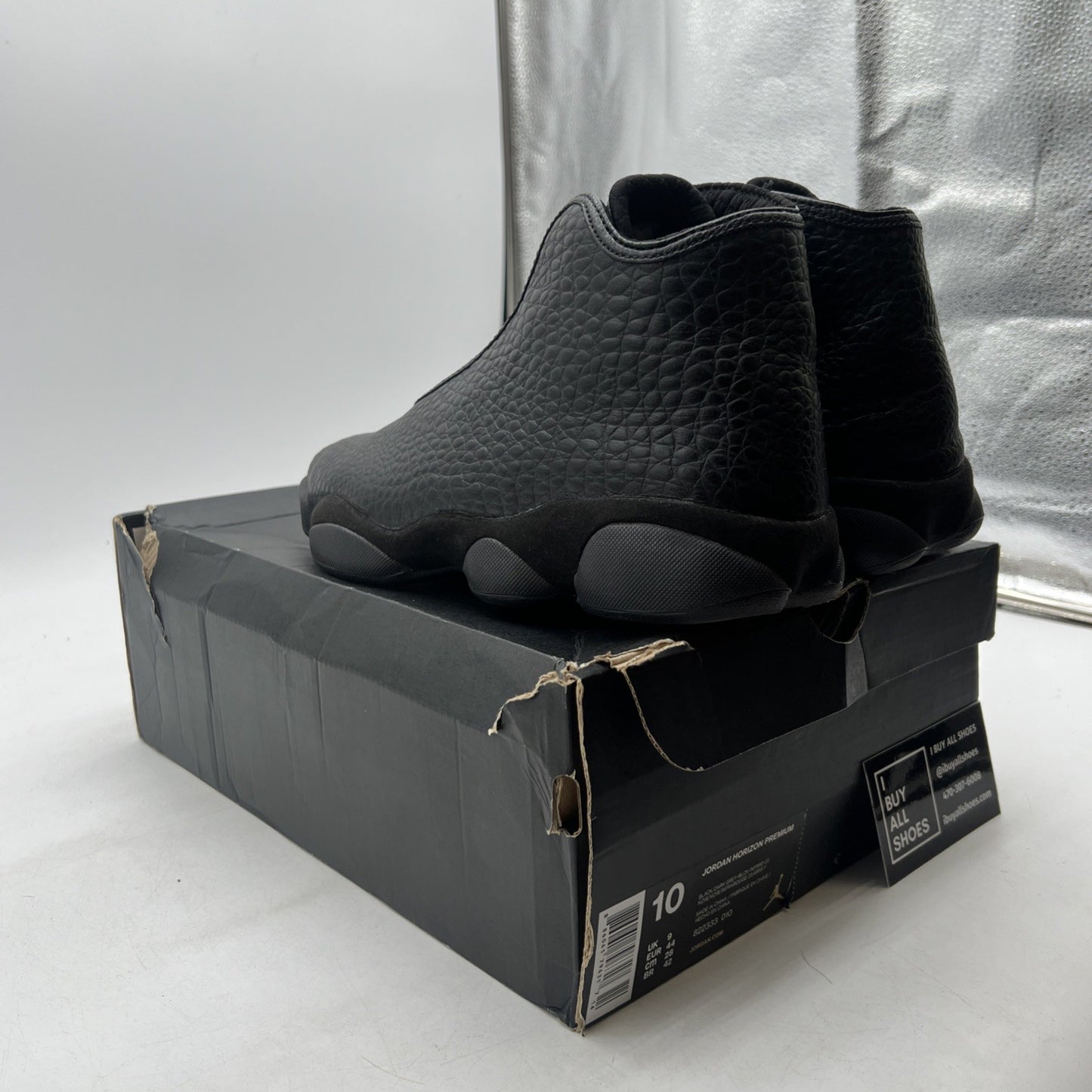 Size 10 - Jordan Horizon Premium Black Croc (822333-010)