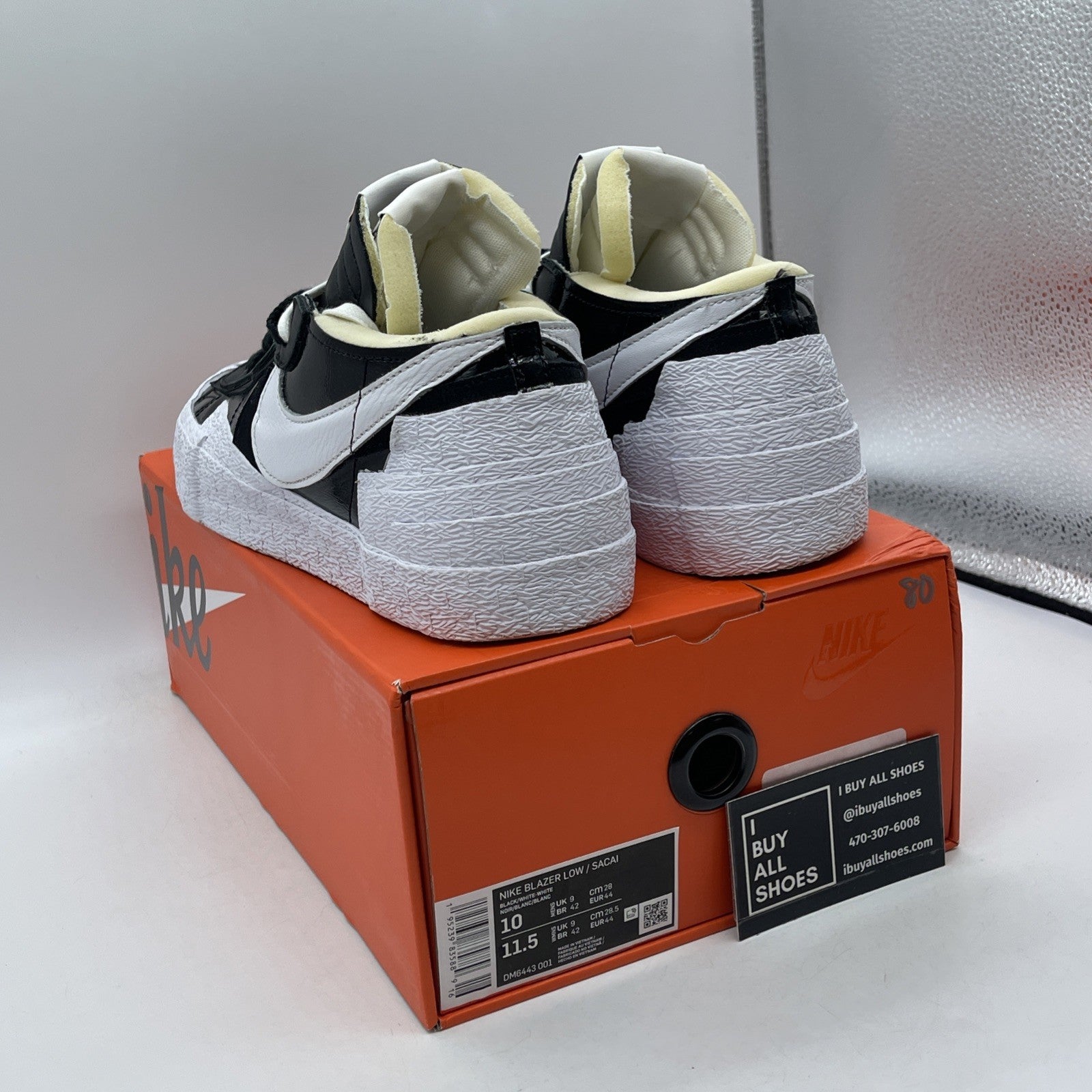 Size 10 - Nike sacai x Blazer Low Black Patent White Leather (DM6443-001)