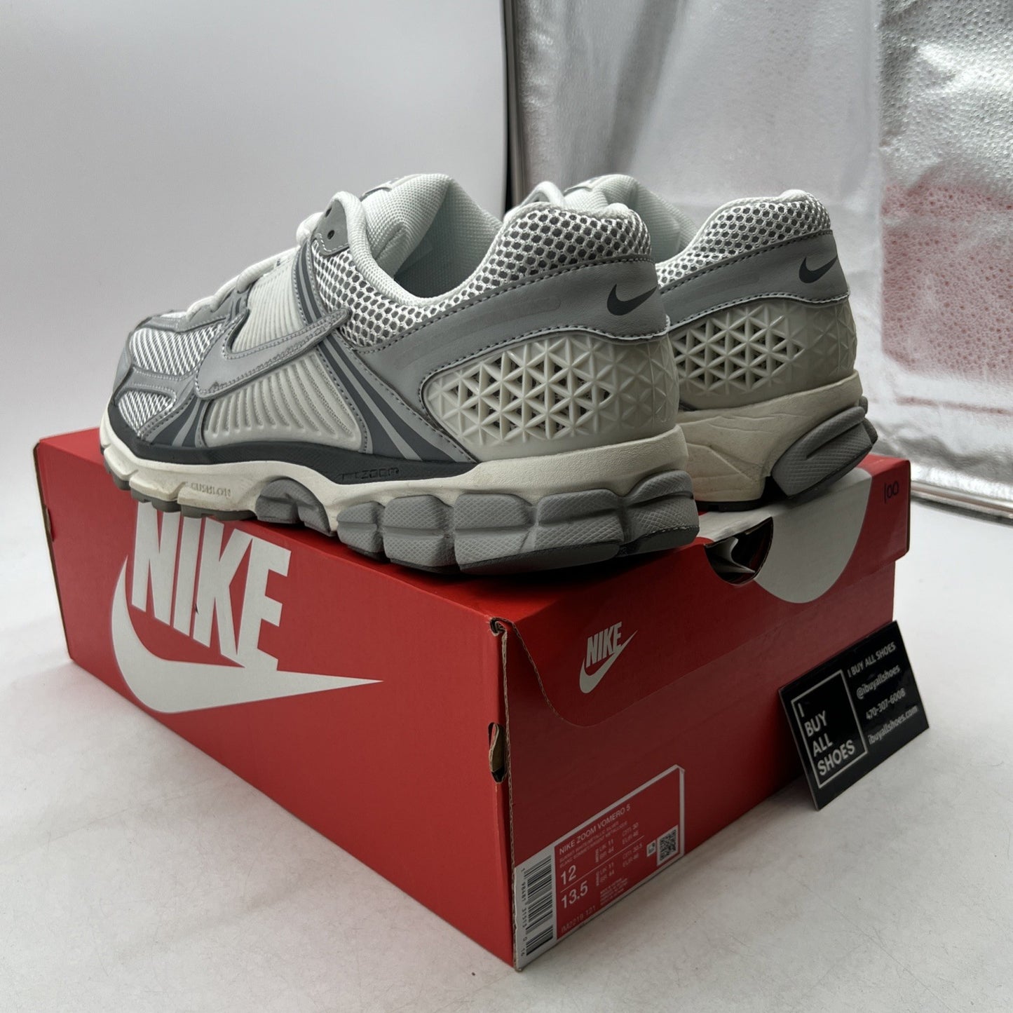 Size 12 - Nike Air Zoom Vomero 5 Summit White Metallic Silver (IM2219-121)