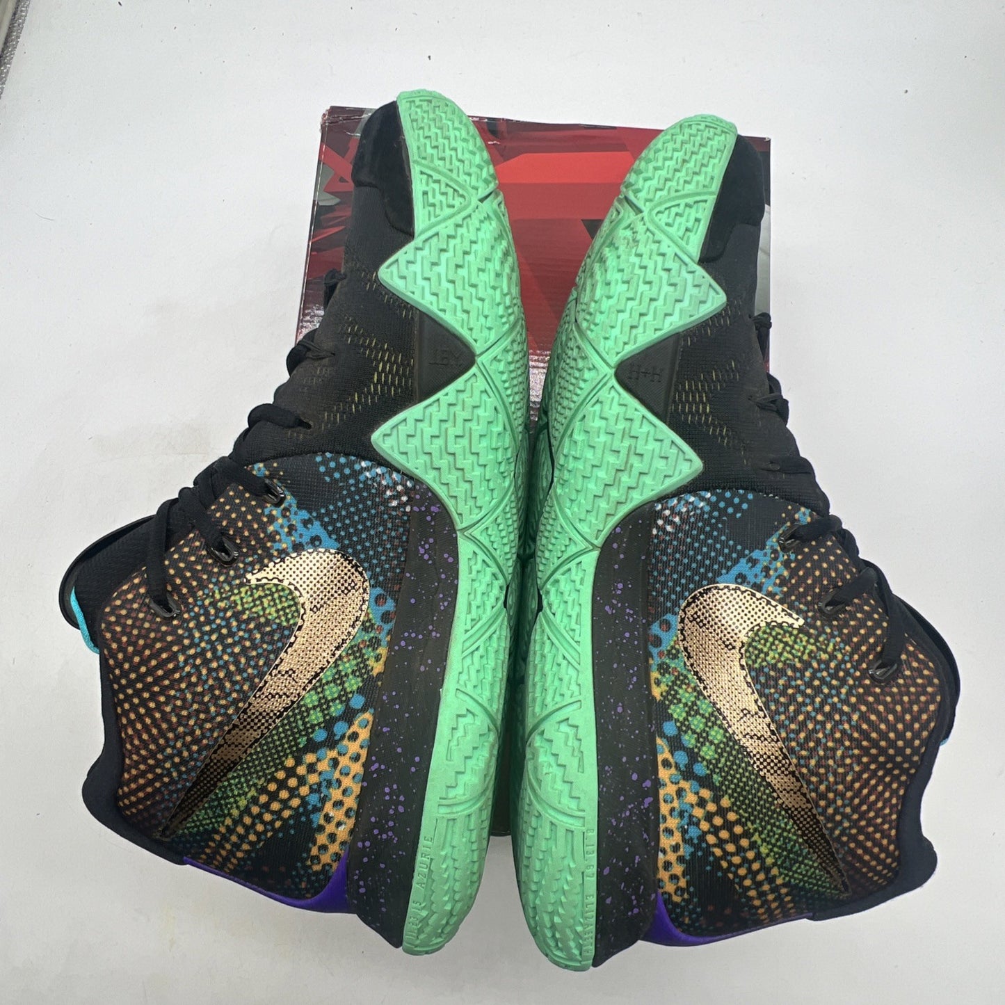 Size 13 - Nike Kyrie 4 Mamba Mentality (AV2597-001)
