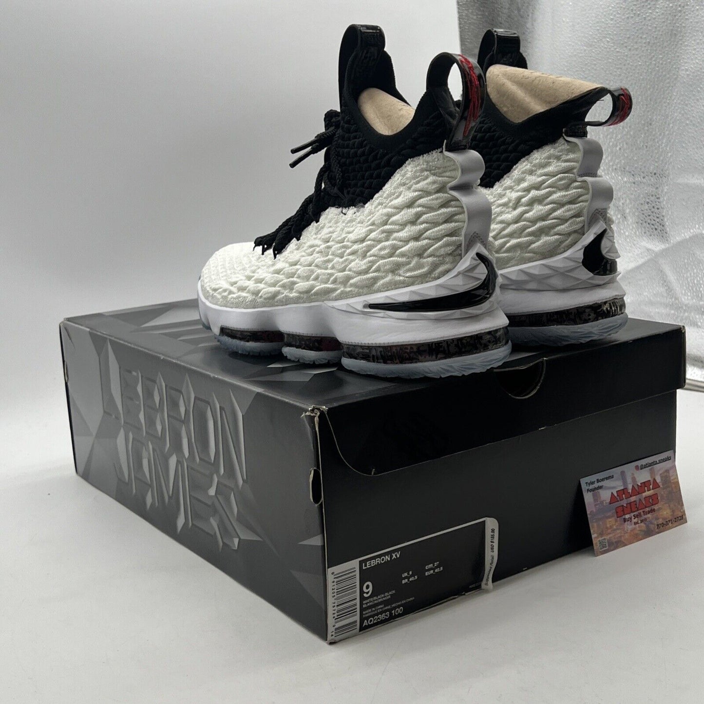 Size 9 - Nike LeBron 15 Graffiti (AQ2363-100)
